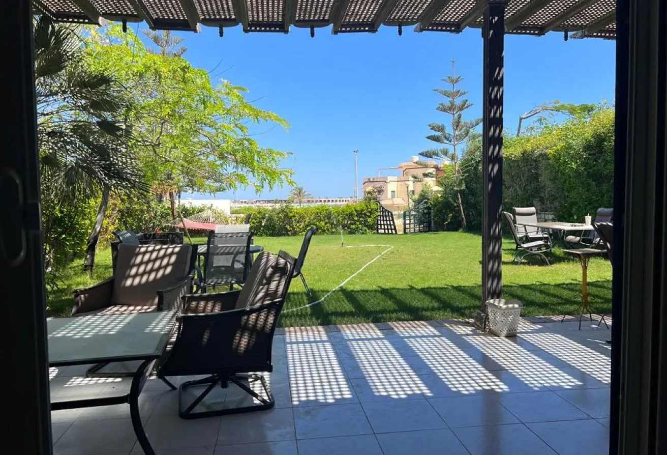 Sale in Ghazala Bay: Standalone overlooking landscape in Ghazala Bay 