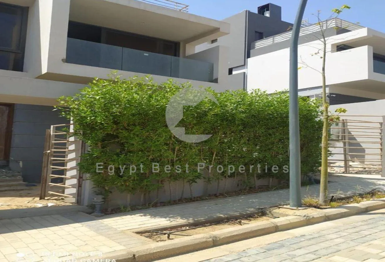 Sale in Patio Al Zahraa: RTM Corner Townhouse 300m Prime Loc. Patio Zahraa