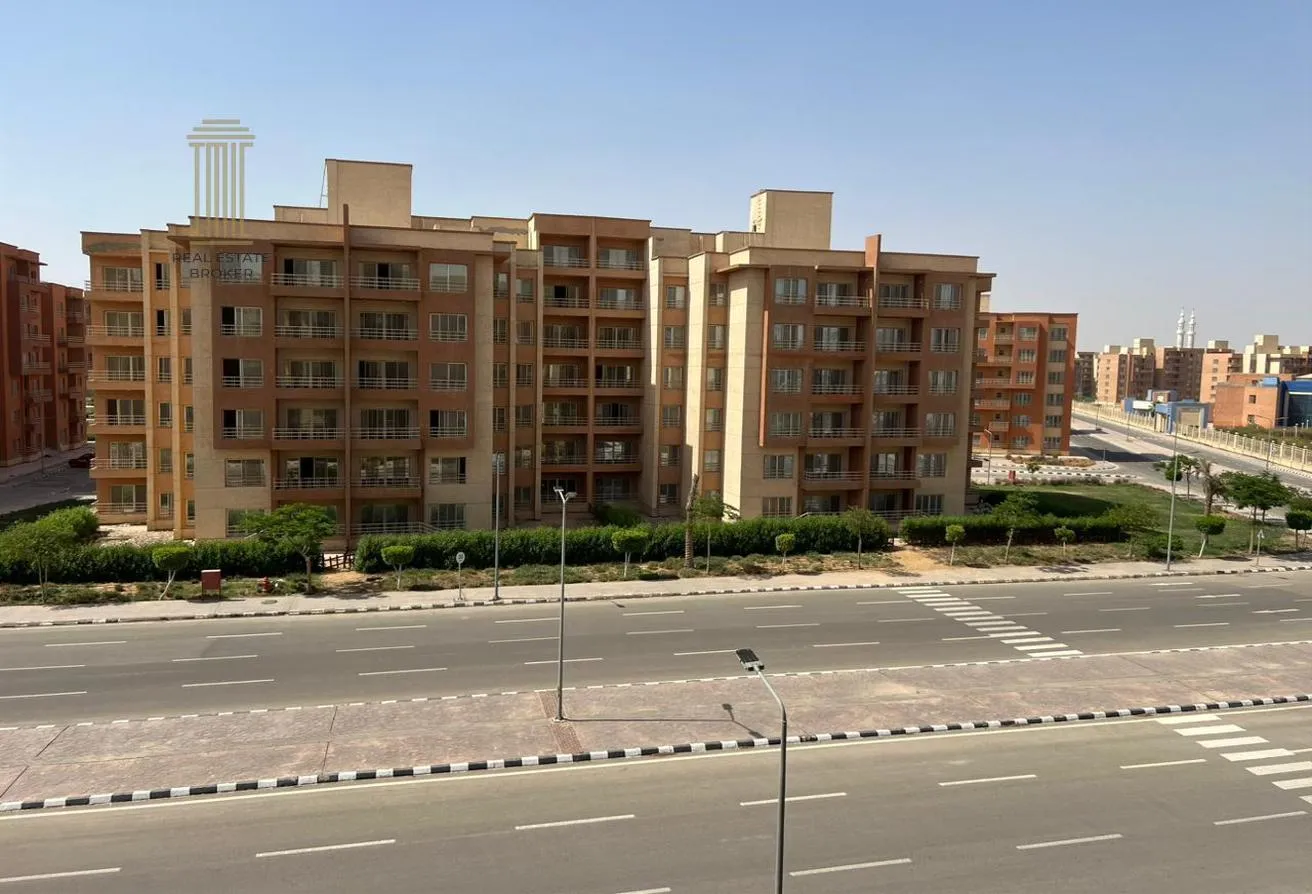 Sale in Wesal City: شقة ممتازة بكمبوند وصال بالشروق 170 م على اميز فيو