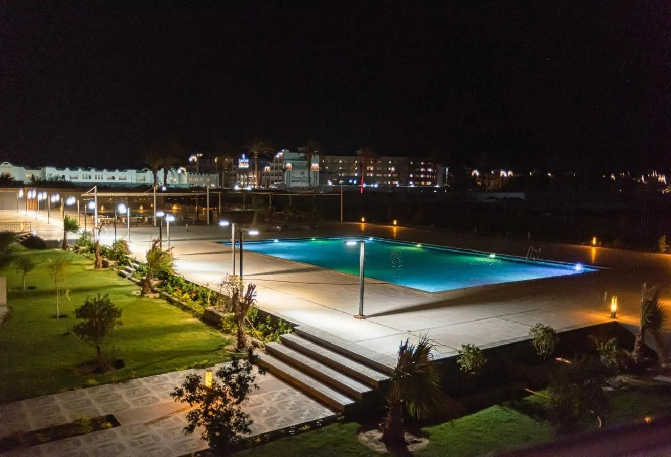 Sale in Scandic Resort: Luxury 1-Bedroom Apt in Scandic Beach Resort