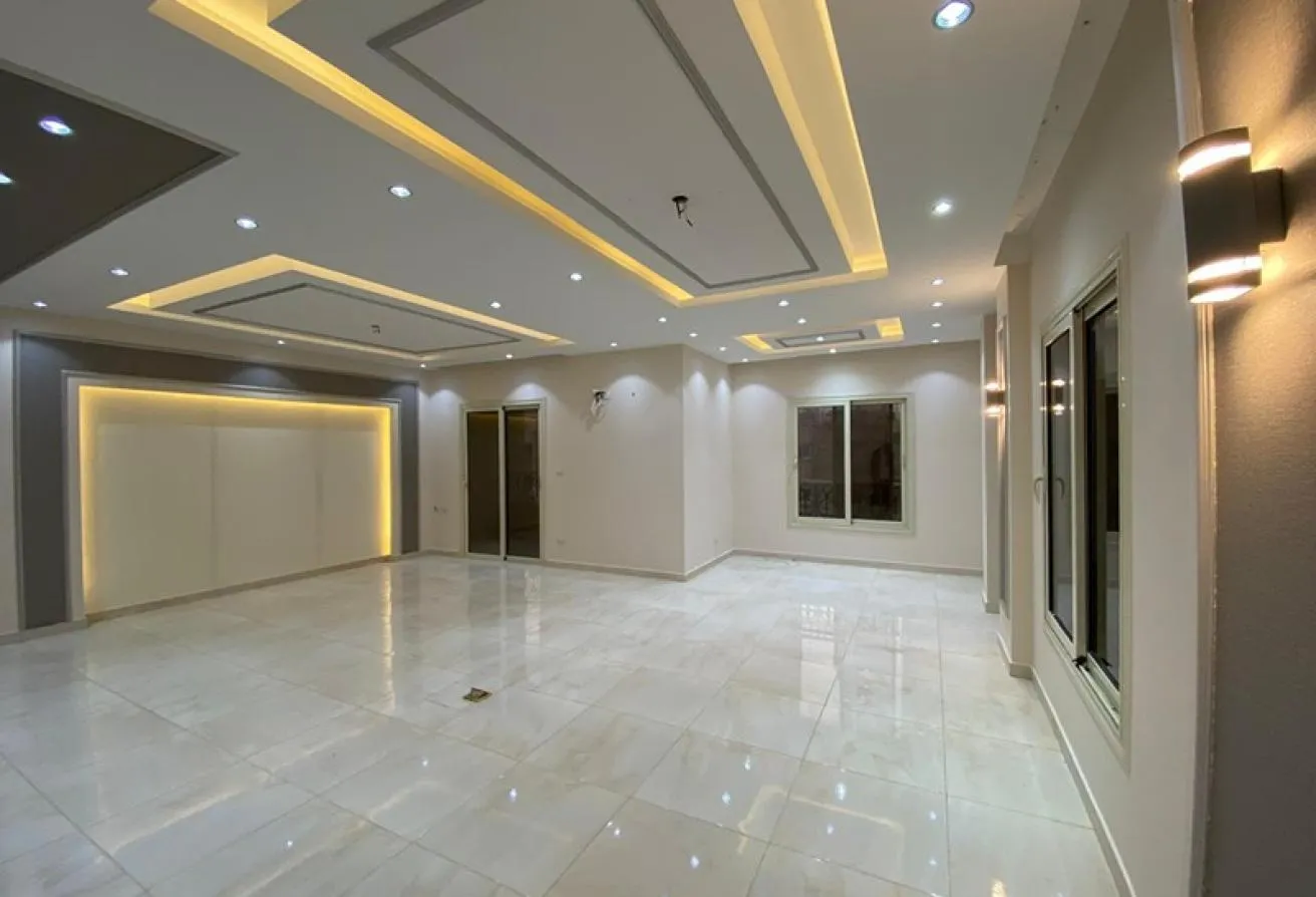 Rent in Al Narges 6: شقه ايجار في التجمع الخامس في فيلات النرجس