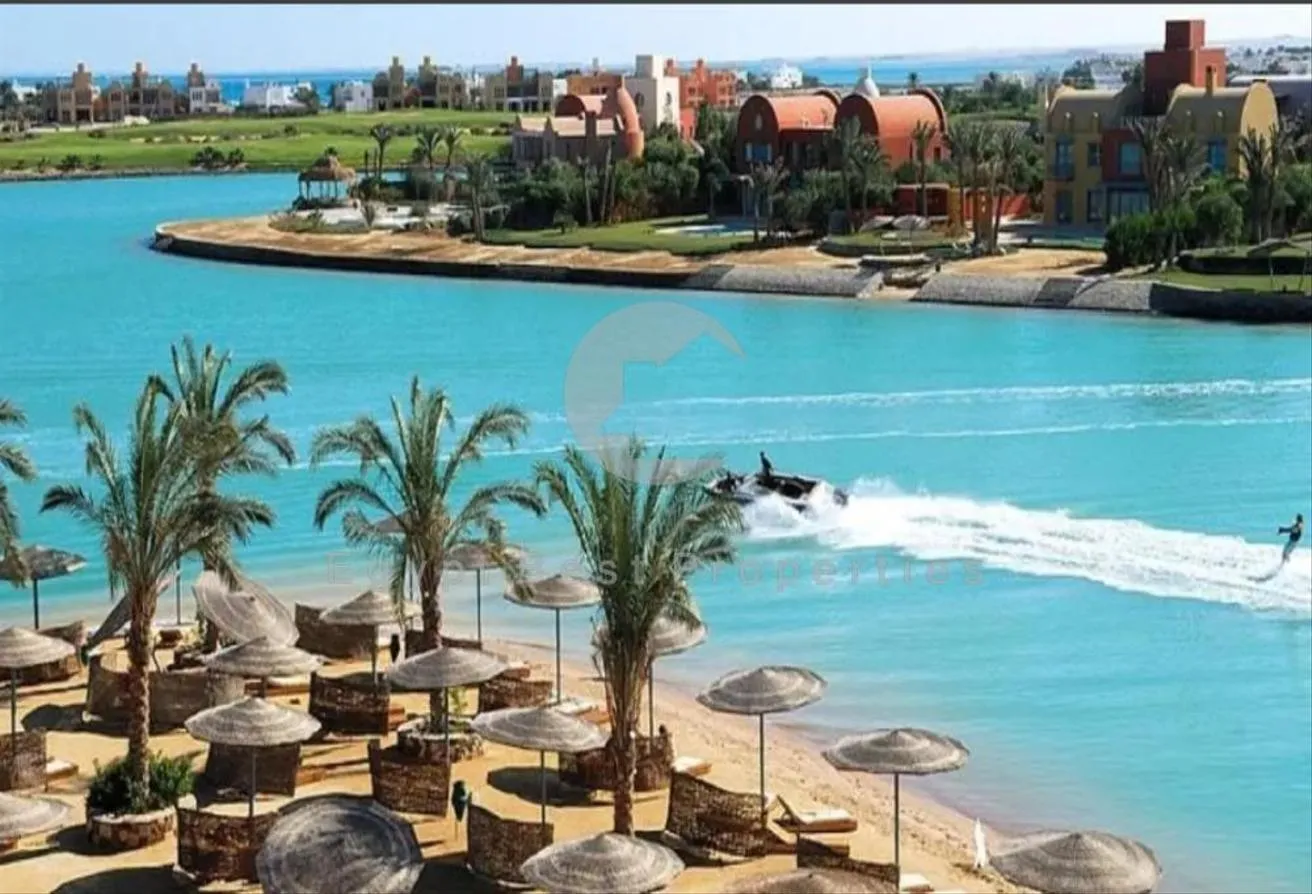 Gallery Image 18