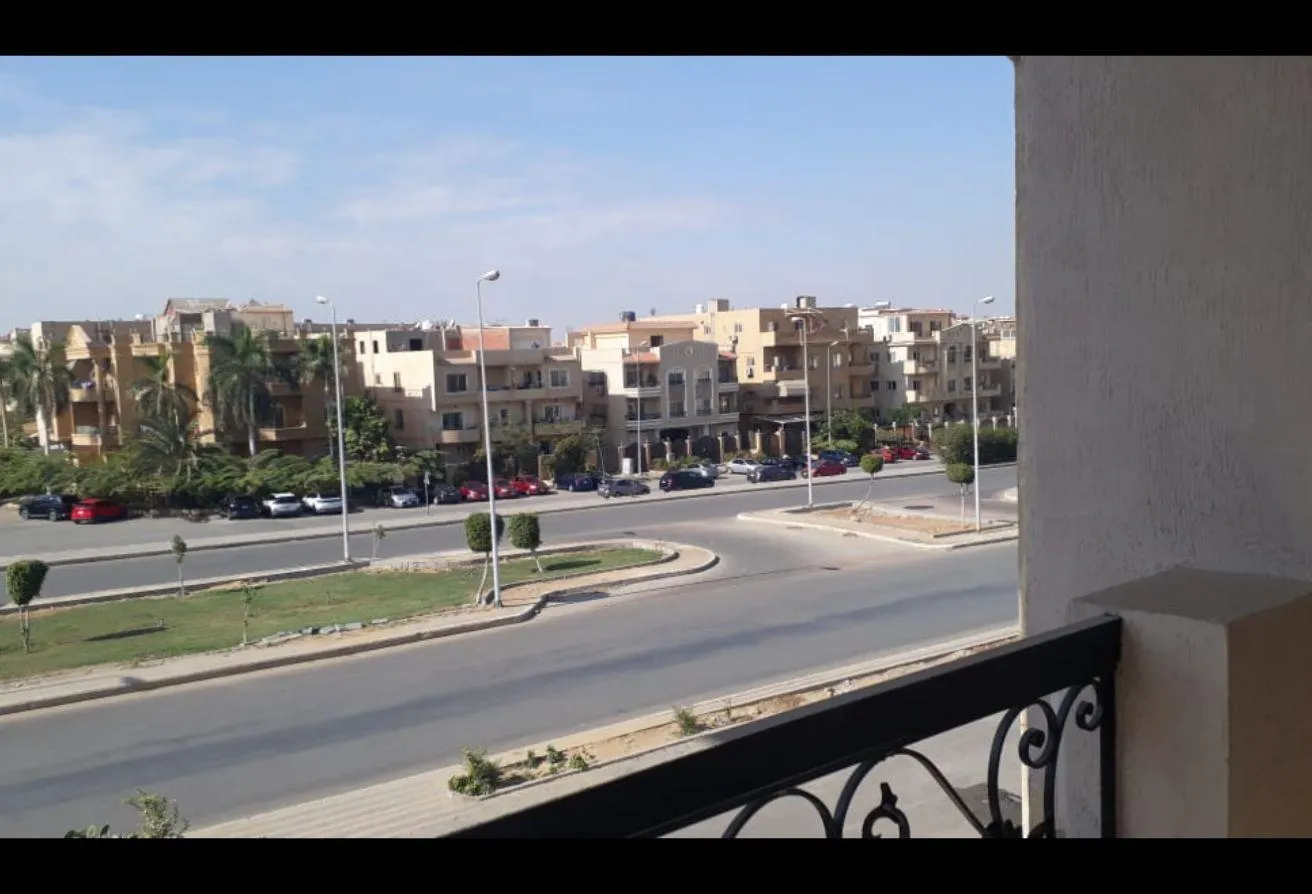 Sale in El Banafseg 10: Penthouse for sale in Banfsaj 10 - 340m