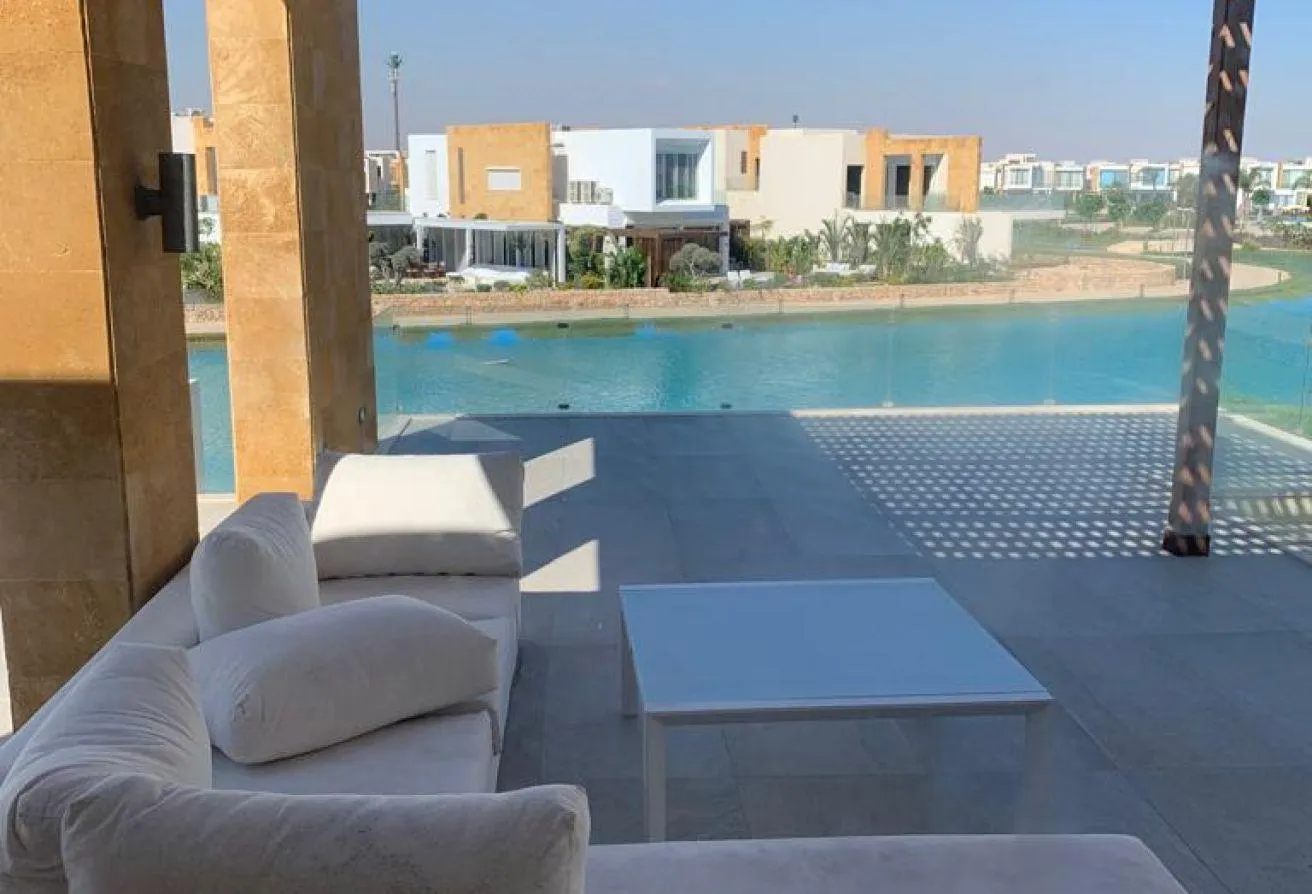 Sale in Seashell: Seashell Villa First Row Lagoon For Sale 5 BR