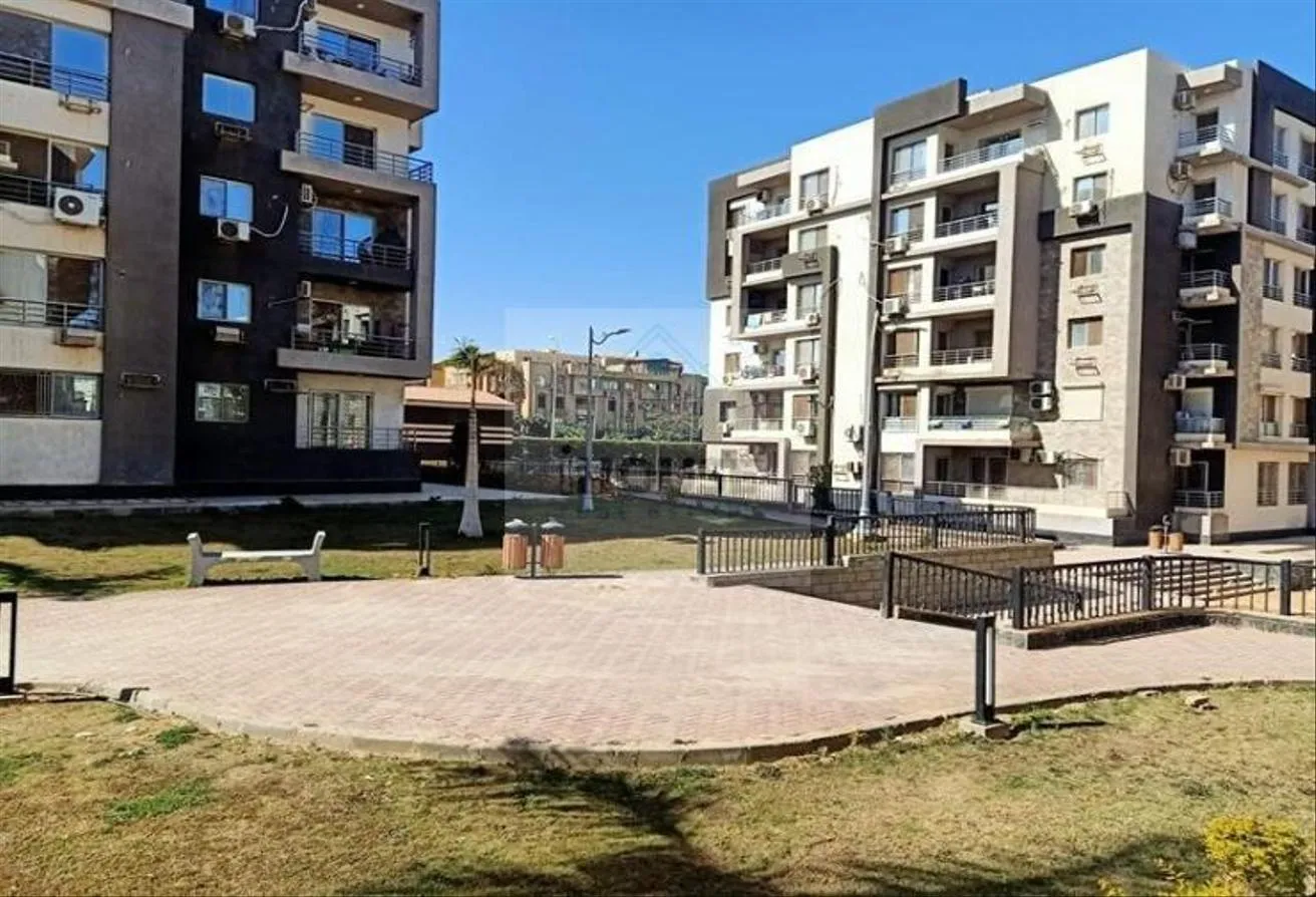 Rent in Z4 Mall Janna Zayed: Ground floor apartment for rent Jannet Zayed