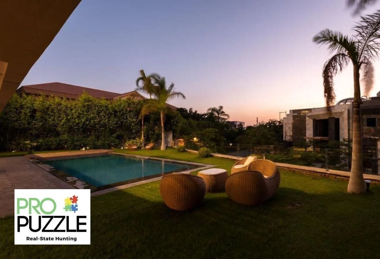 Sale in Swan Lake: Ultra super deluxe apartment for sale behind Swan