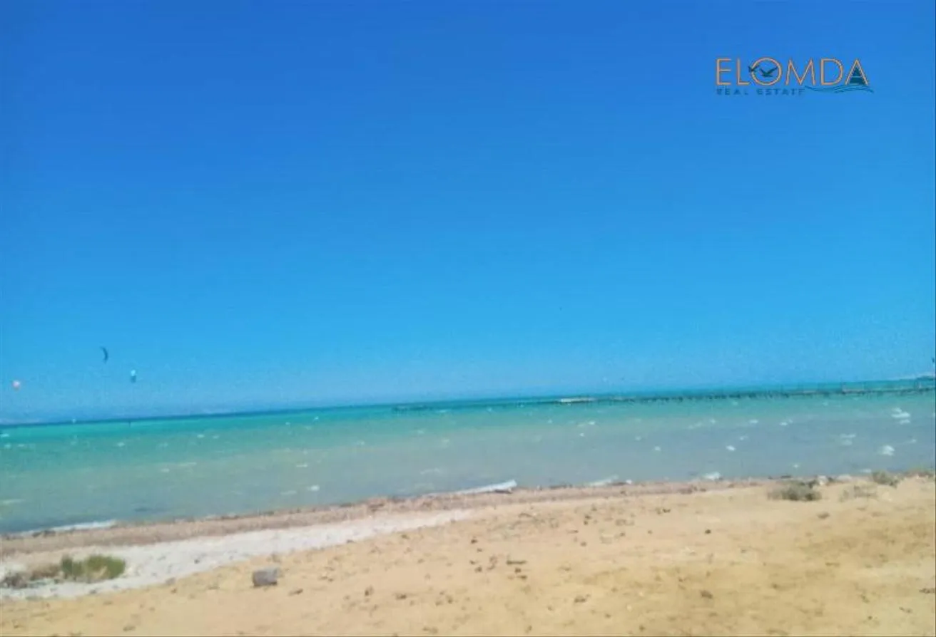Sale in Lavanda Beach: شقة غرفتين نوم باطلالة خلابة ع البحر وحمام السباحة