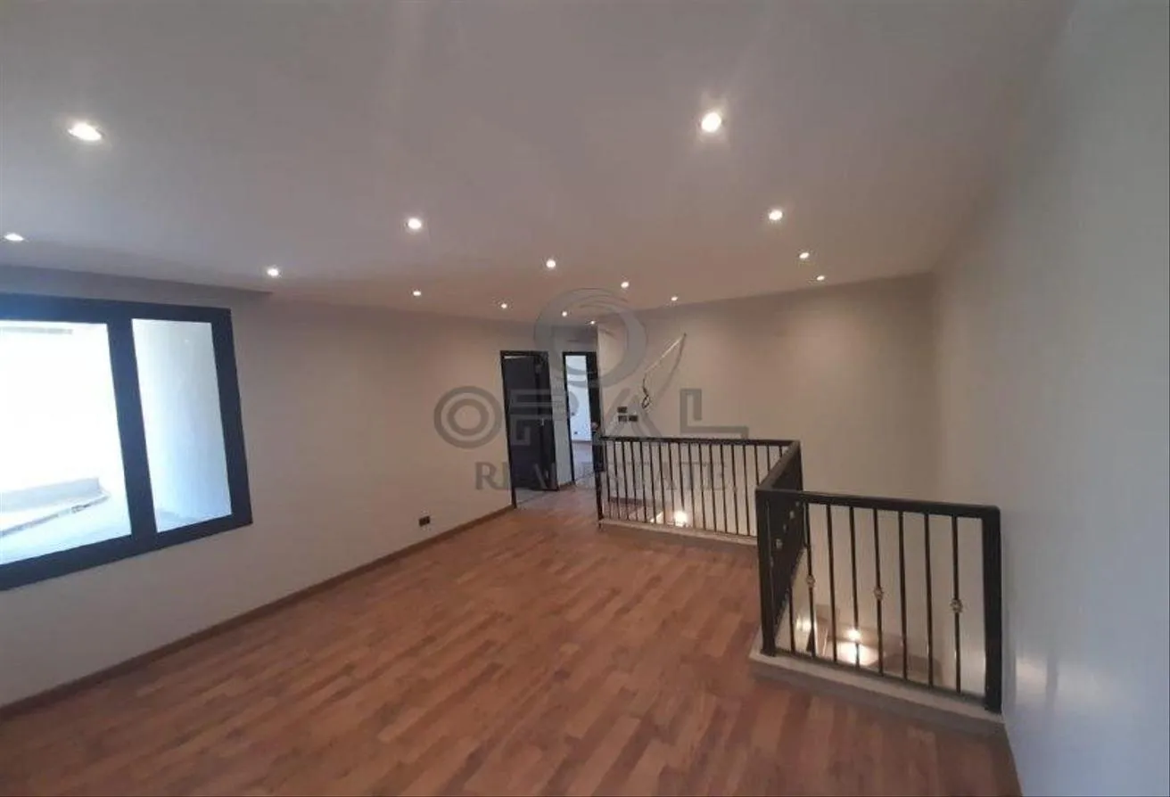 Gallery Image 8
