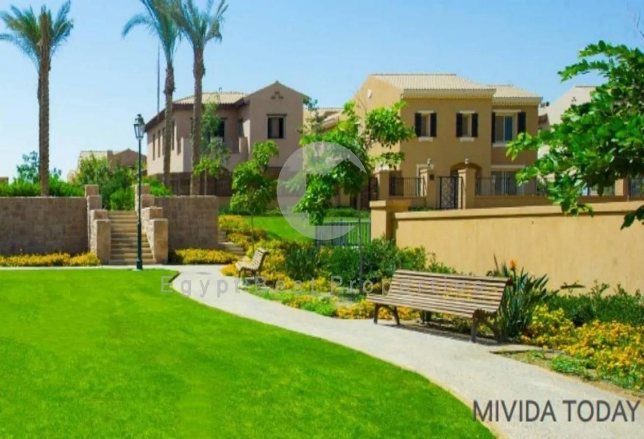 Sale in Mountain View 2: VILLA FINISHED READY TO MOVE LOWEST PRICE MIVIDA .