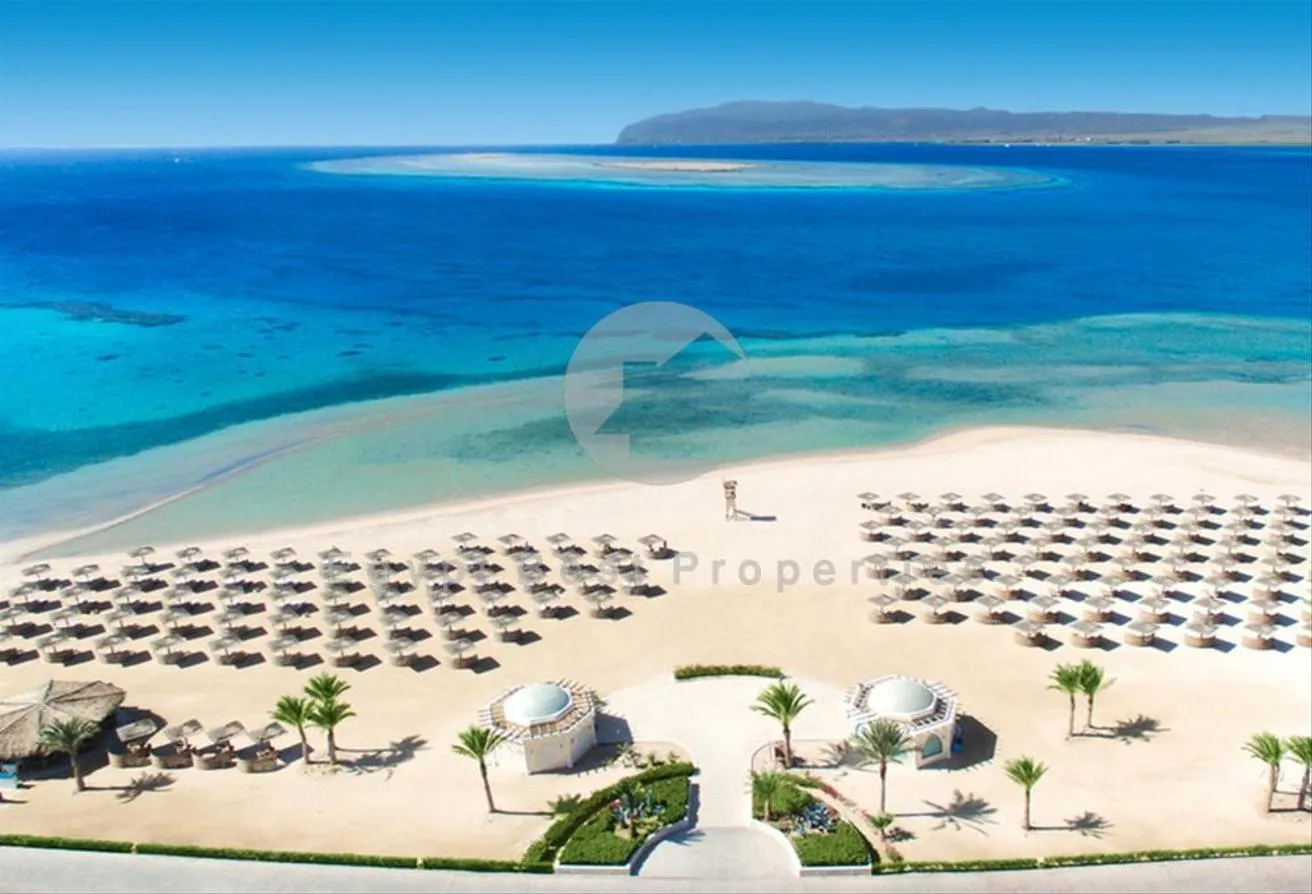 Sale in Mesca: Finished Penthouse with Sea View "RED SEA", 5% DP