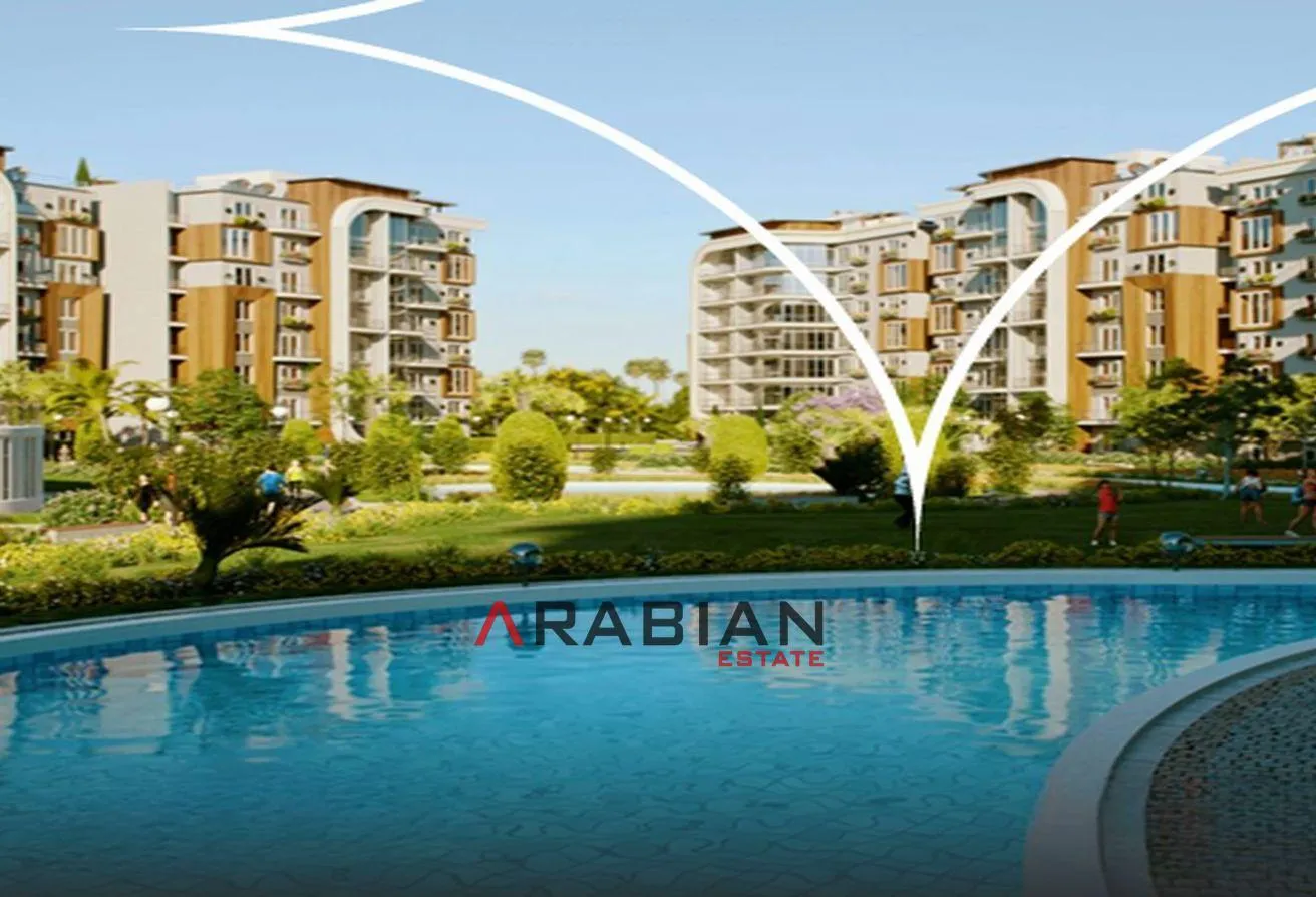 Sale in Ray Residence: dp700k-apt 169m-special view-inst 9 Y