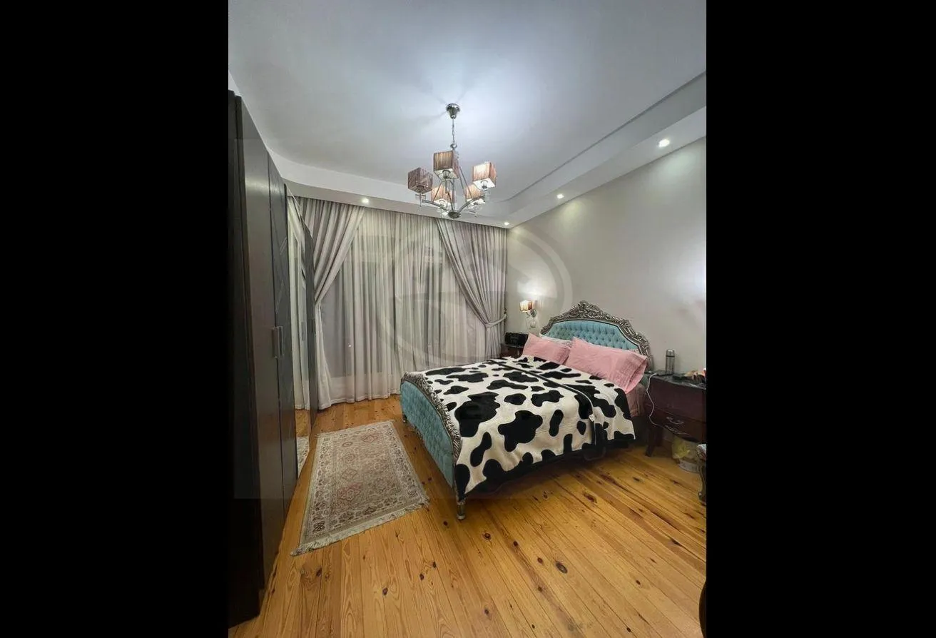 Gallery Image 14