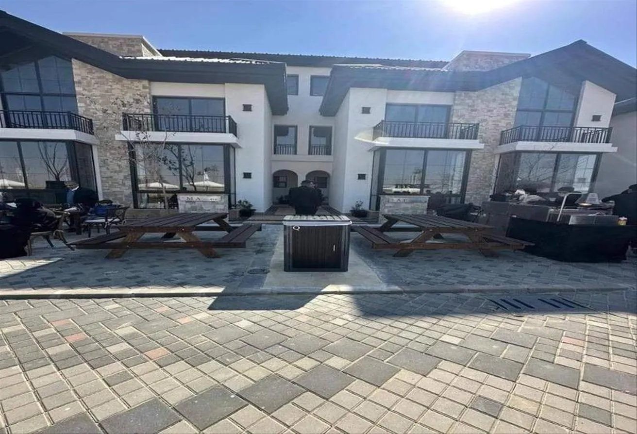 Sale in The Wonder Marq: Townhouse for sale with the lowest down payment