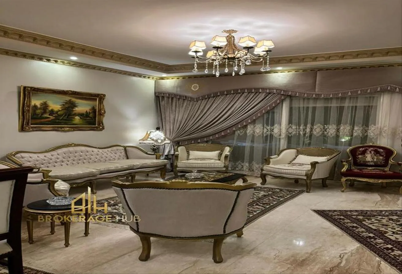 Sale in Dyar Park: Townhouse 320 sqm in Dyar Park Compound New Cairo