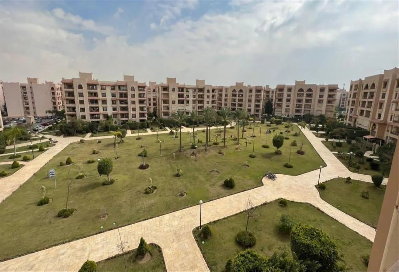 Sale in Rehab City Fifth Phase: شقه تحفه للبيع بأميز موقع بالرحاب