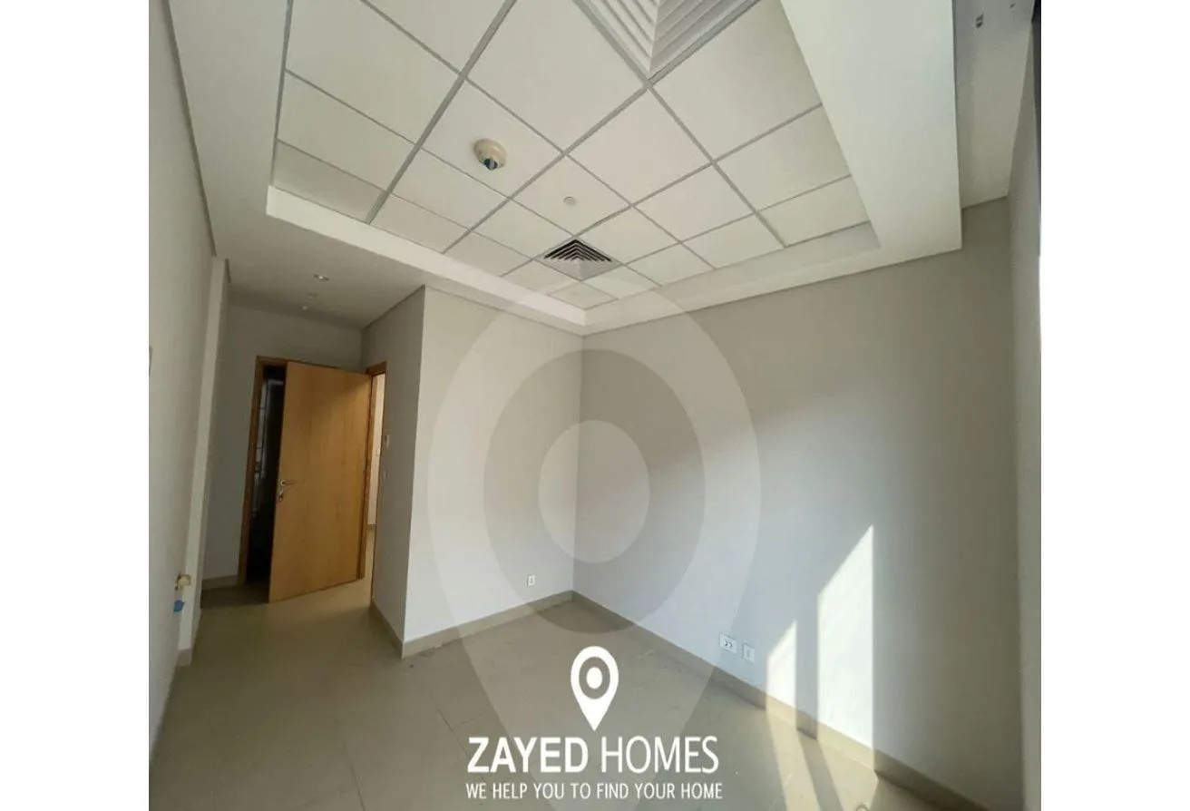 Sale in Westown: Clinic For Sale in Westown Medical Center