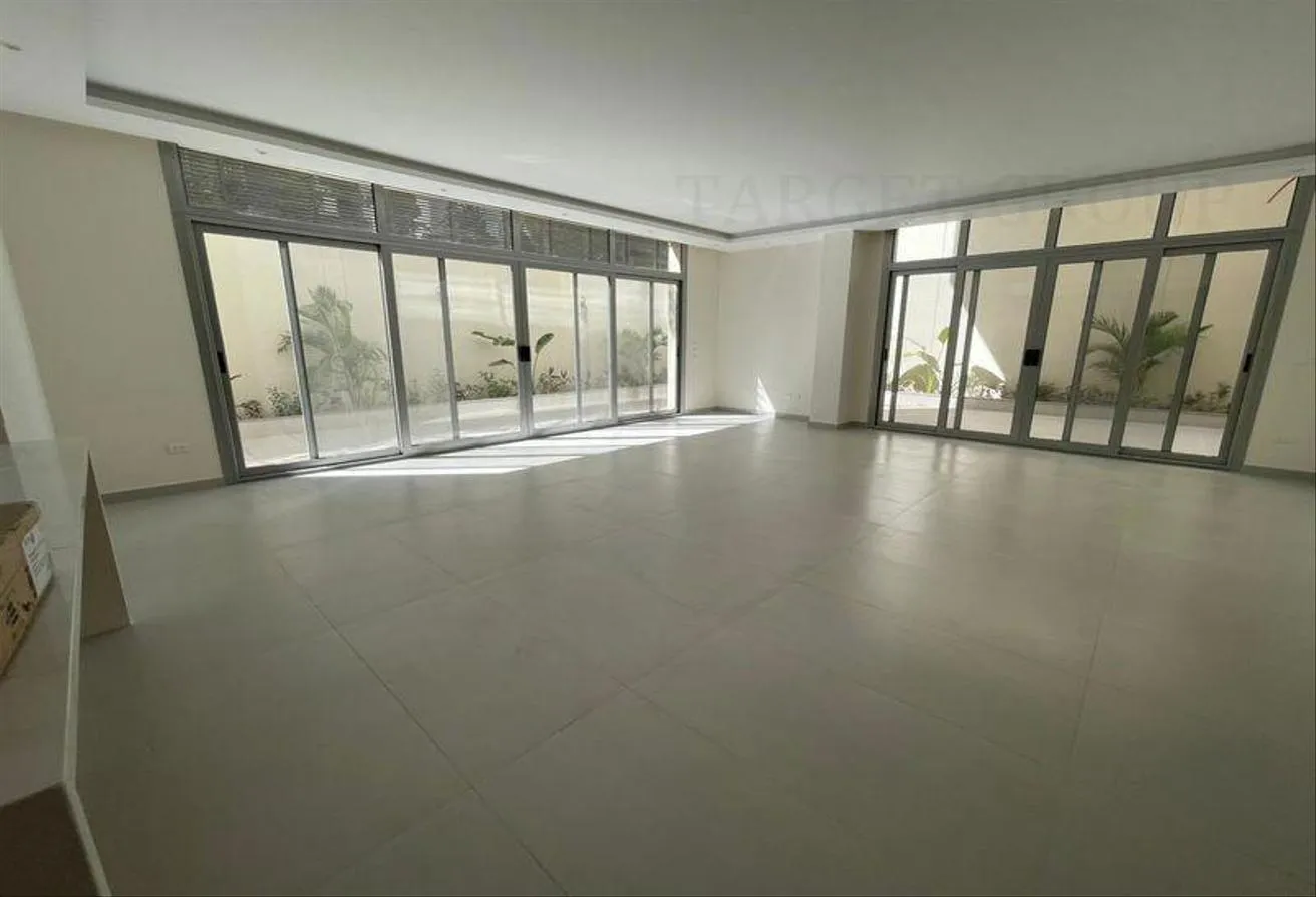 Rent in West Golf: Amazing /Apartment /For Rent /West Golf Extension