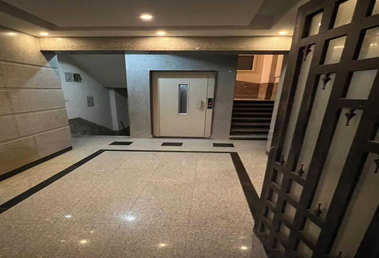 Sale in El Yasmeen 8: Apartment First Residence In Al Yasmine 8