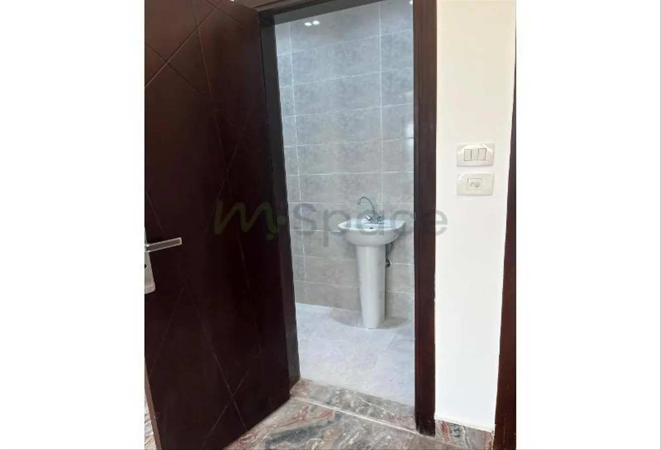 Gallery Image 7
