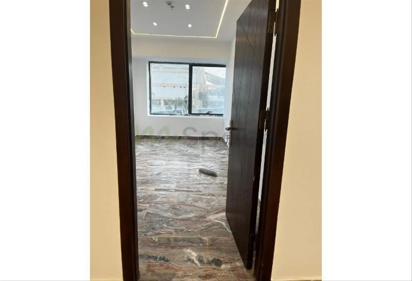 Gallery Image 9