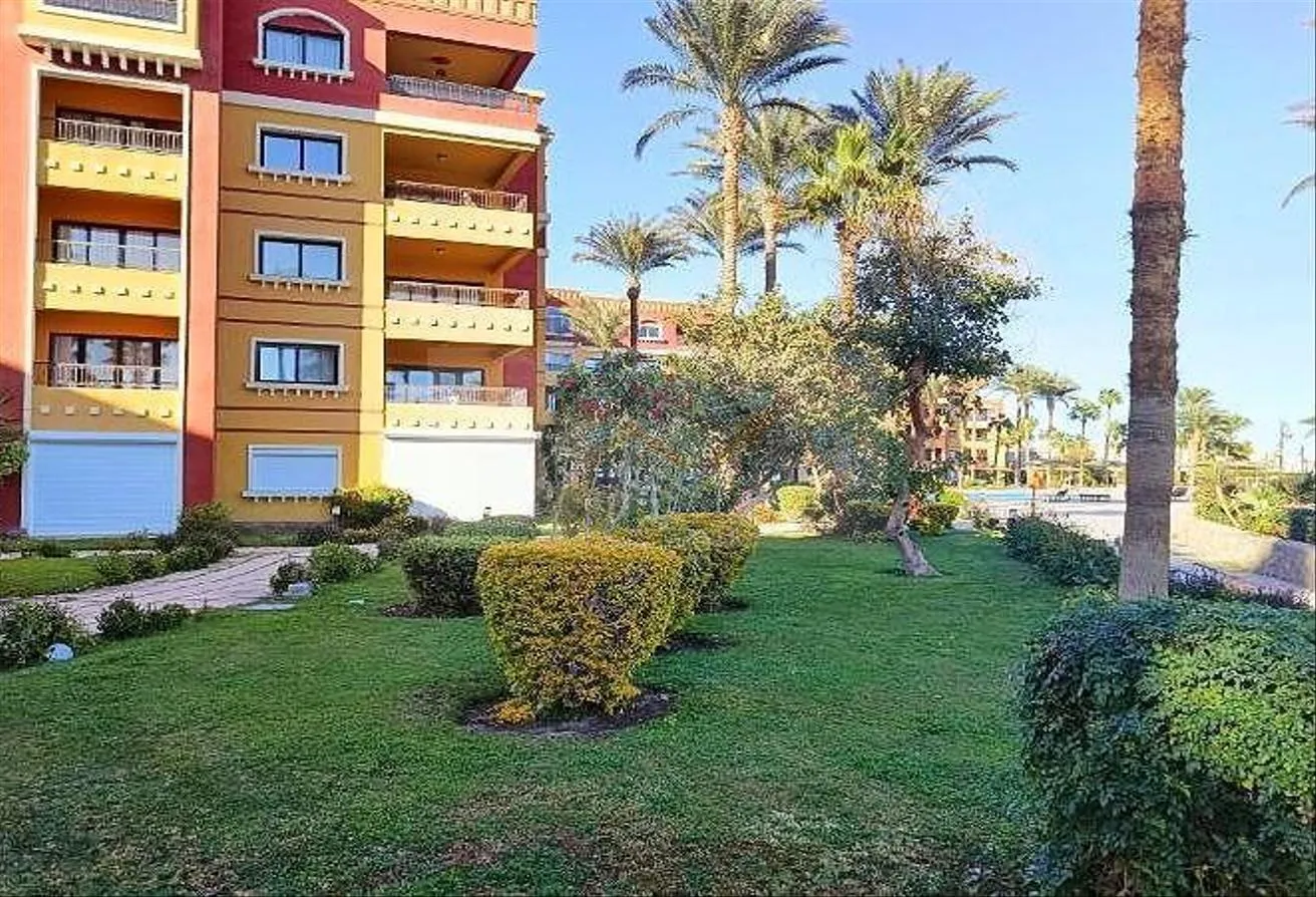 Rent in Hurghada: mamsha villa, suits 12 people with private pool