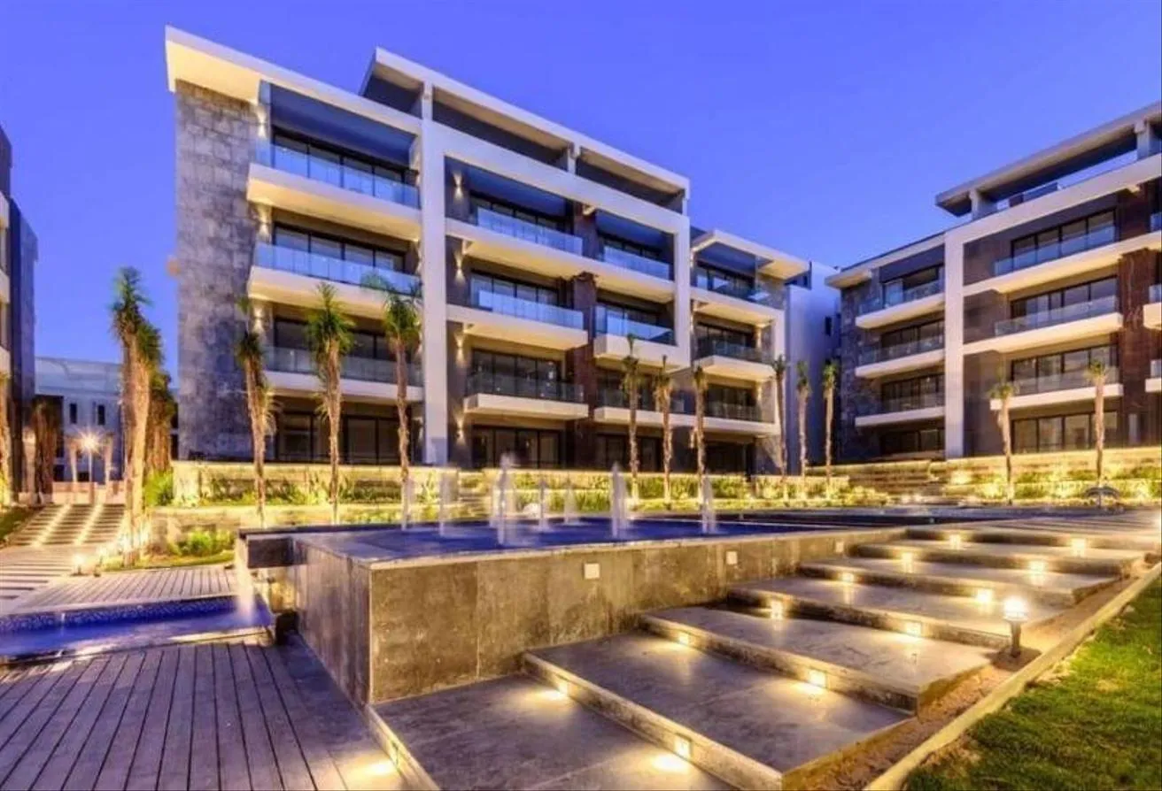 Sale in El Patio Sola: Apartment for sale next to Madinaty &amp;Shorouk Gate3
