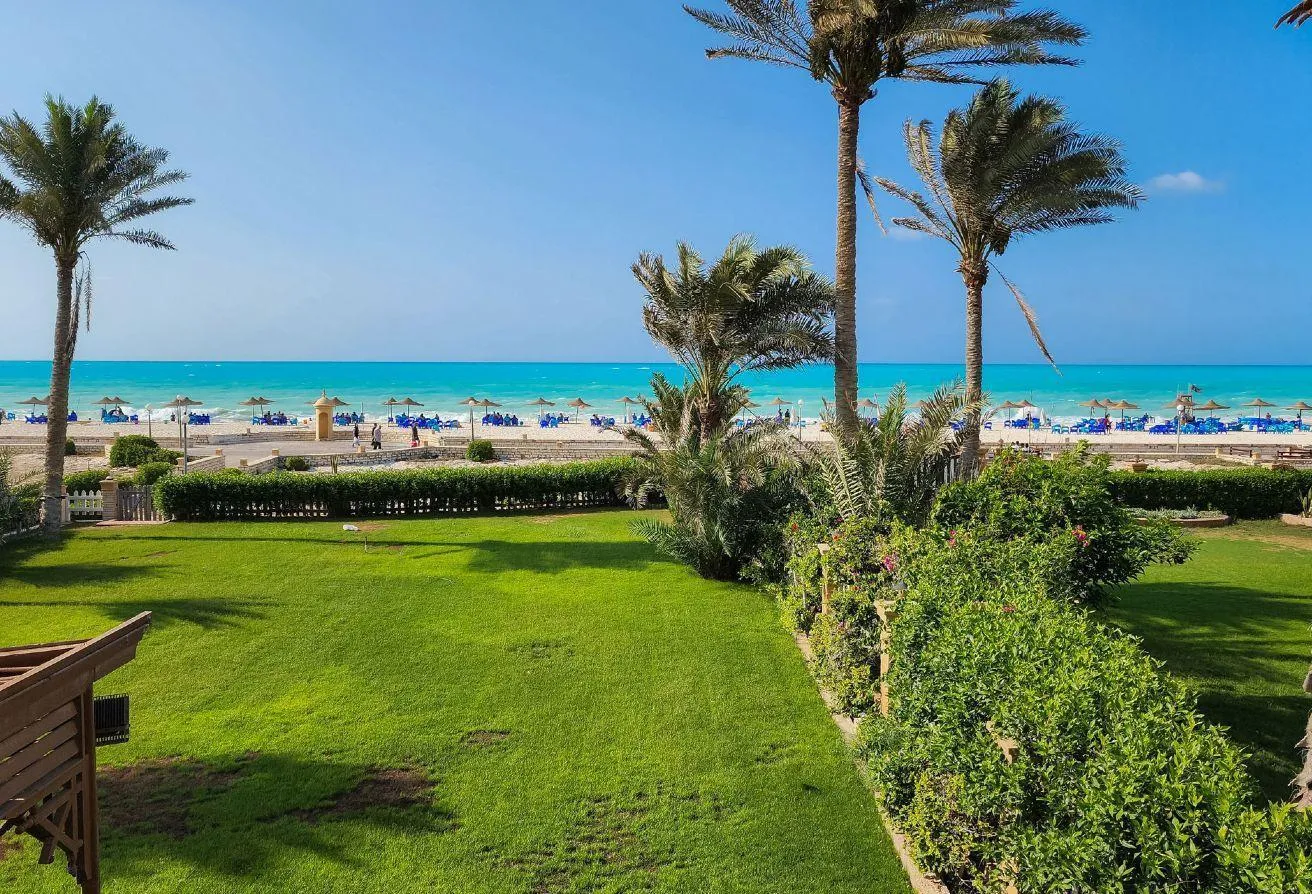 Sale in Diamond Beach: فيلا ستاند الون للبيع (دايموند بيتش - العلمين)