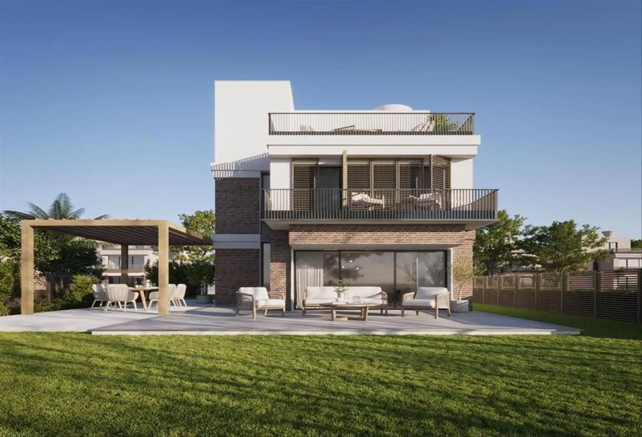 Sale in Mountain View Mostakbal City: Fully finished villa with 10-year installments in