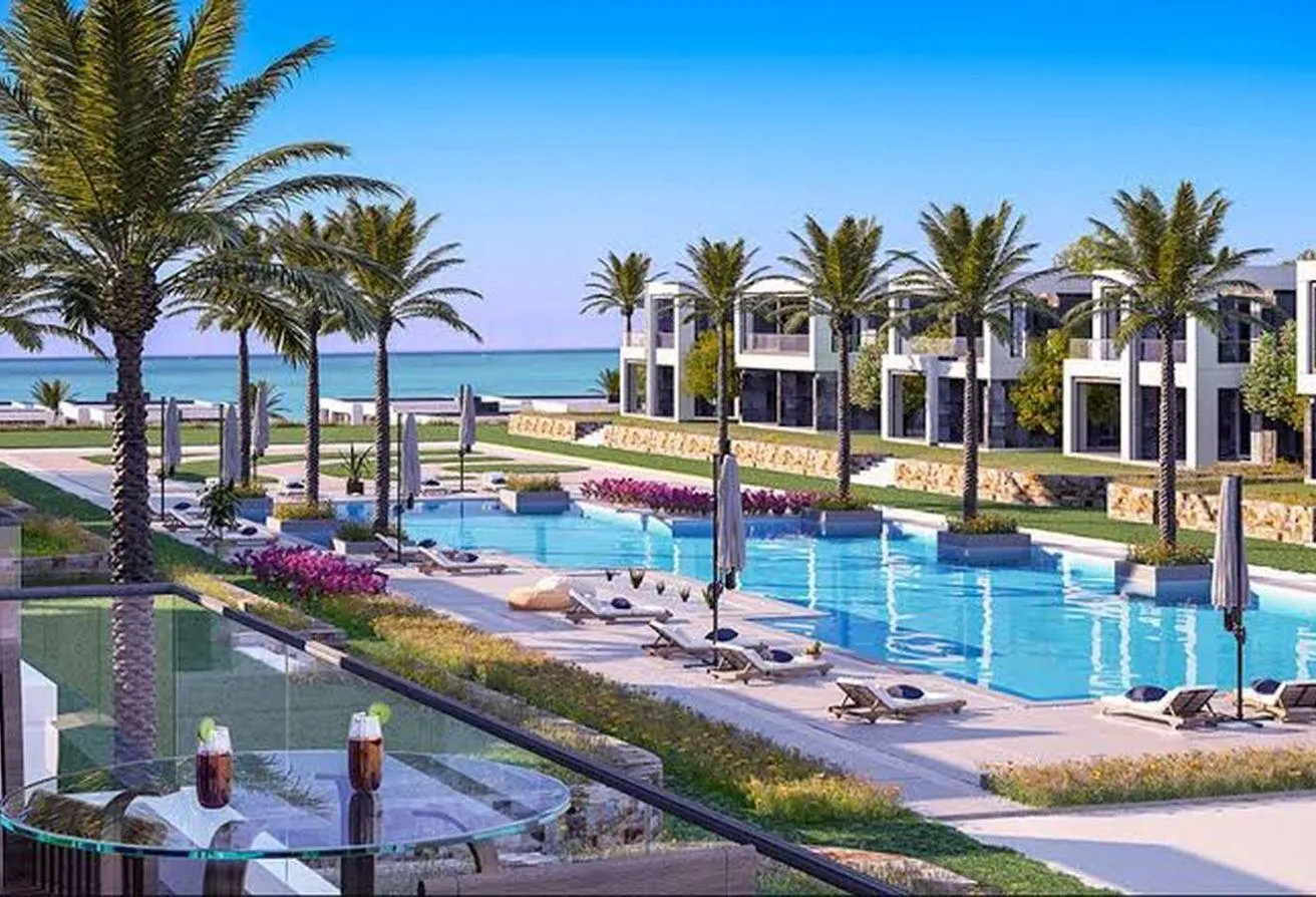 Sale in La vista Ras El Hikma: Finished chalet Sea View Early Delivery| La Vista