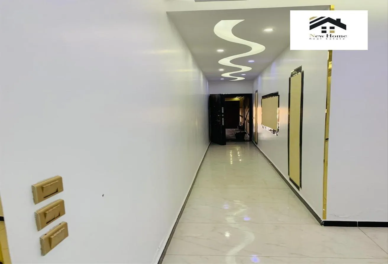 Sale in Tamr Hena: Villa for sale in Golden Square, Tamr Henna