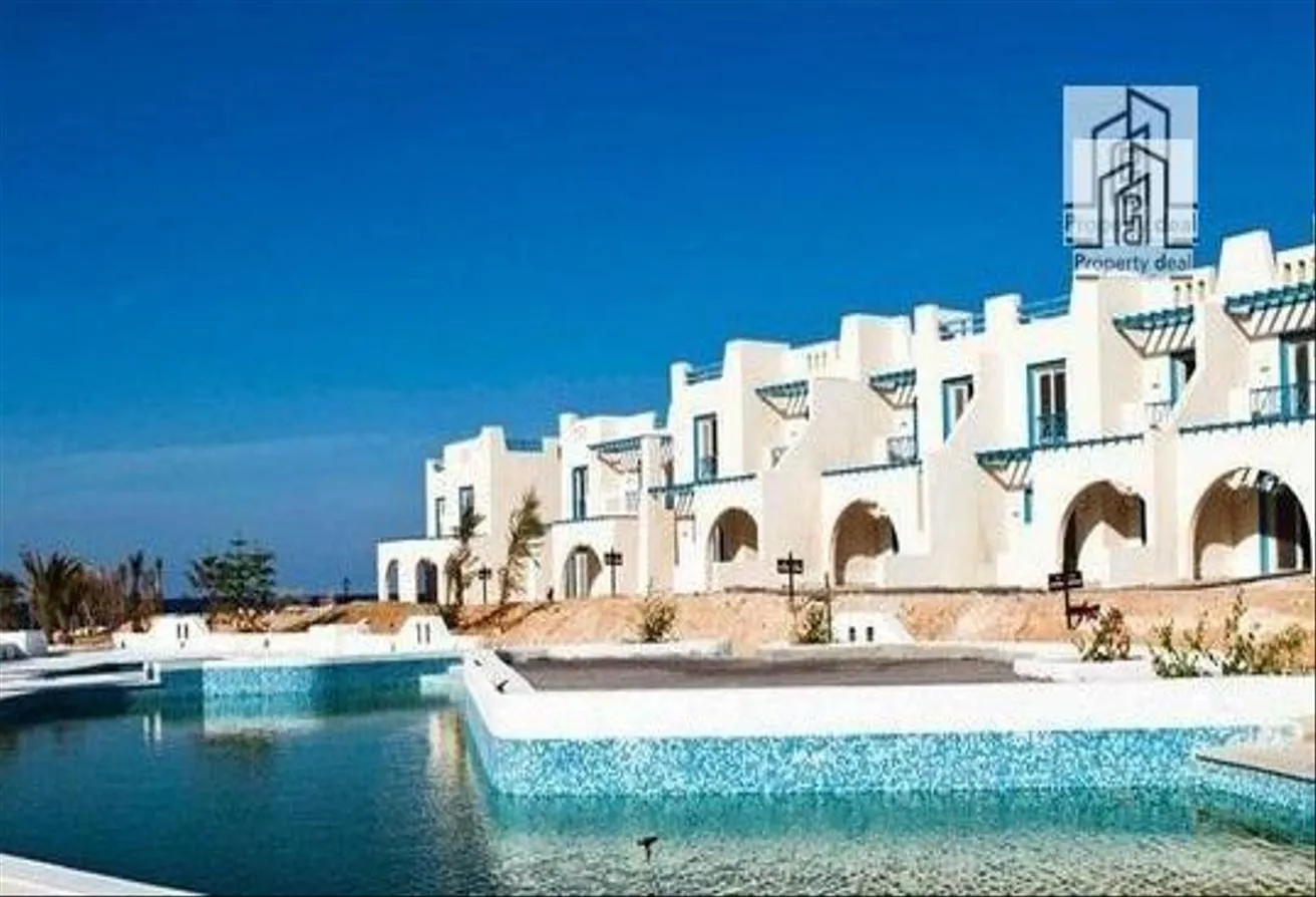 Sale in Marassi: Twin house direct on lagoon for sale in marassi