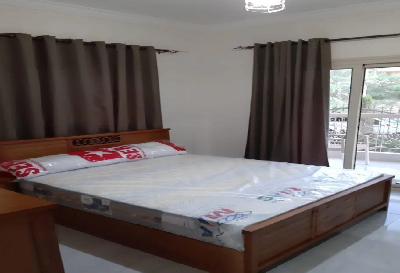 Rent in Mostafa Kamel Axis: ستوديو فاخر للإيجار فرش راقى التجمع الأول
