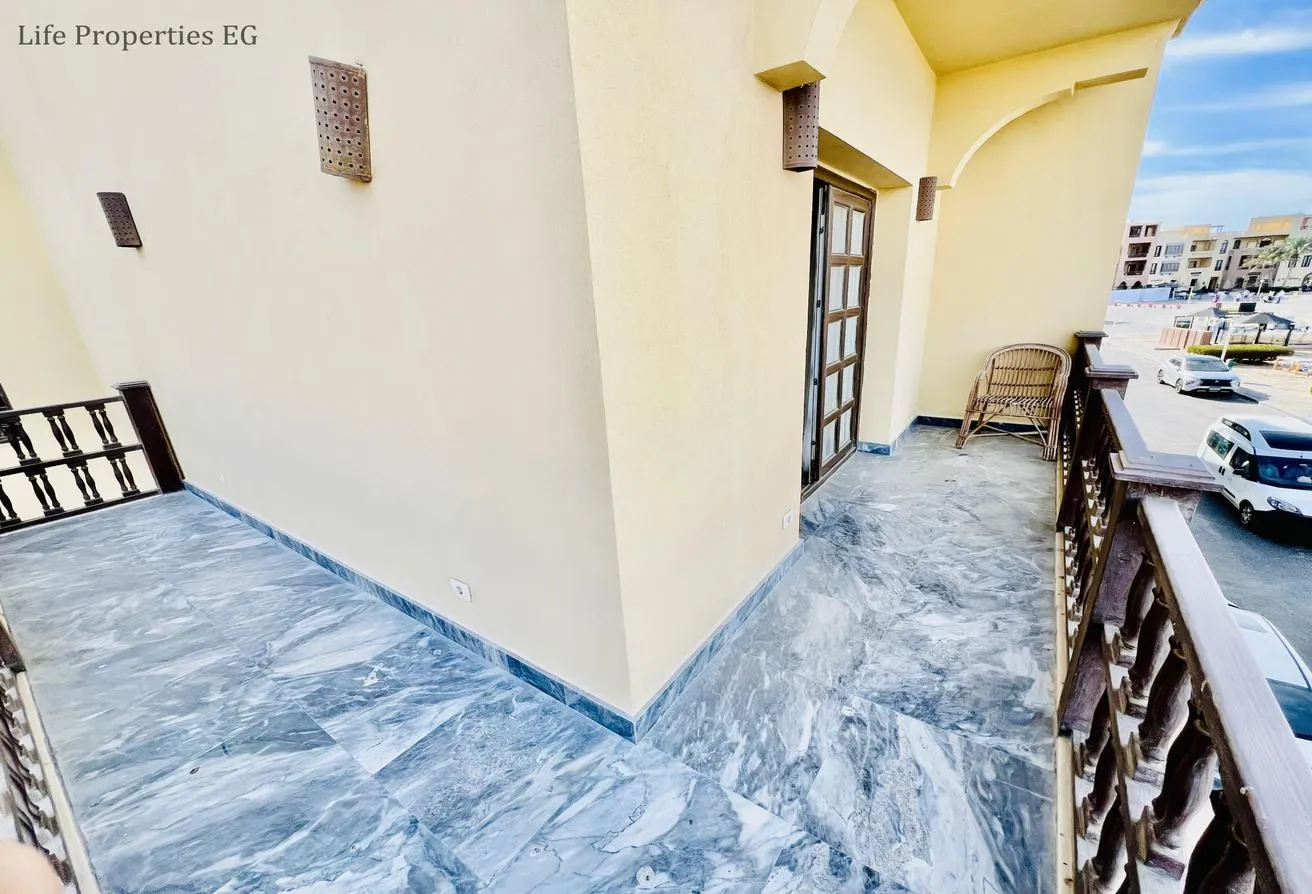 Gallery Image 15