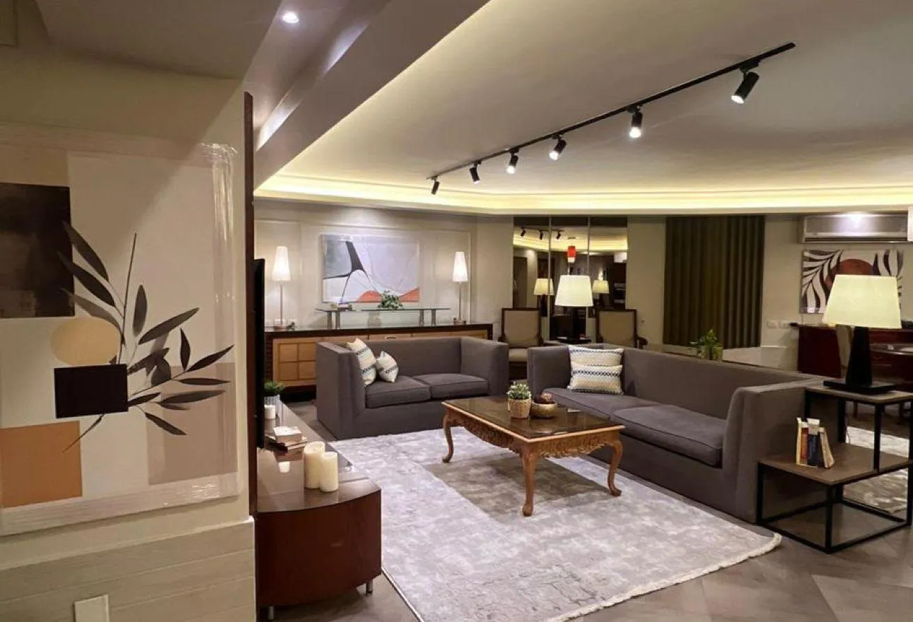 Rent in Al Shouyfat: Modern Apartment For Rent Furnished in New Cairo  
