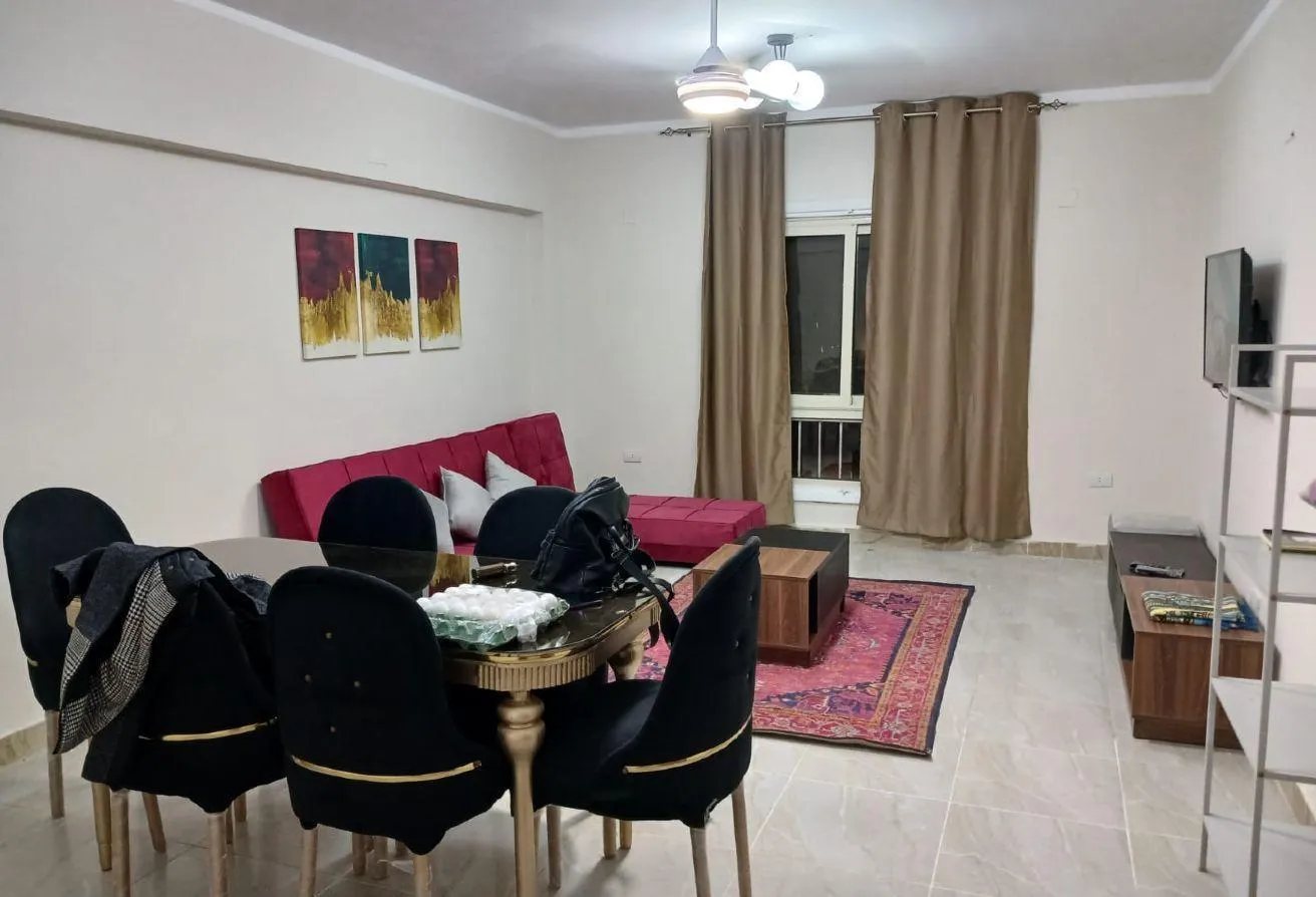 Rent in 13th District: Apartment furnished and ACs center of Sheikh Zayed