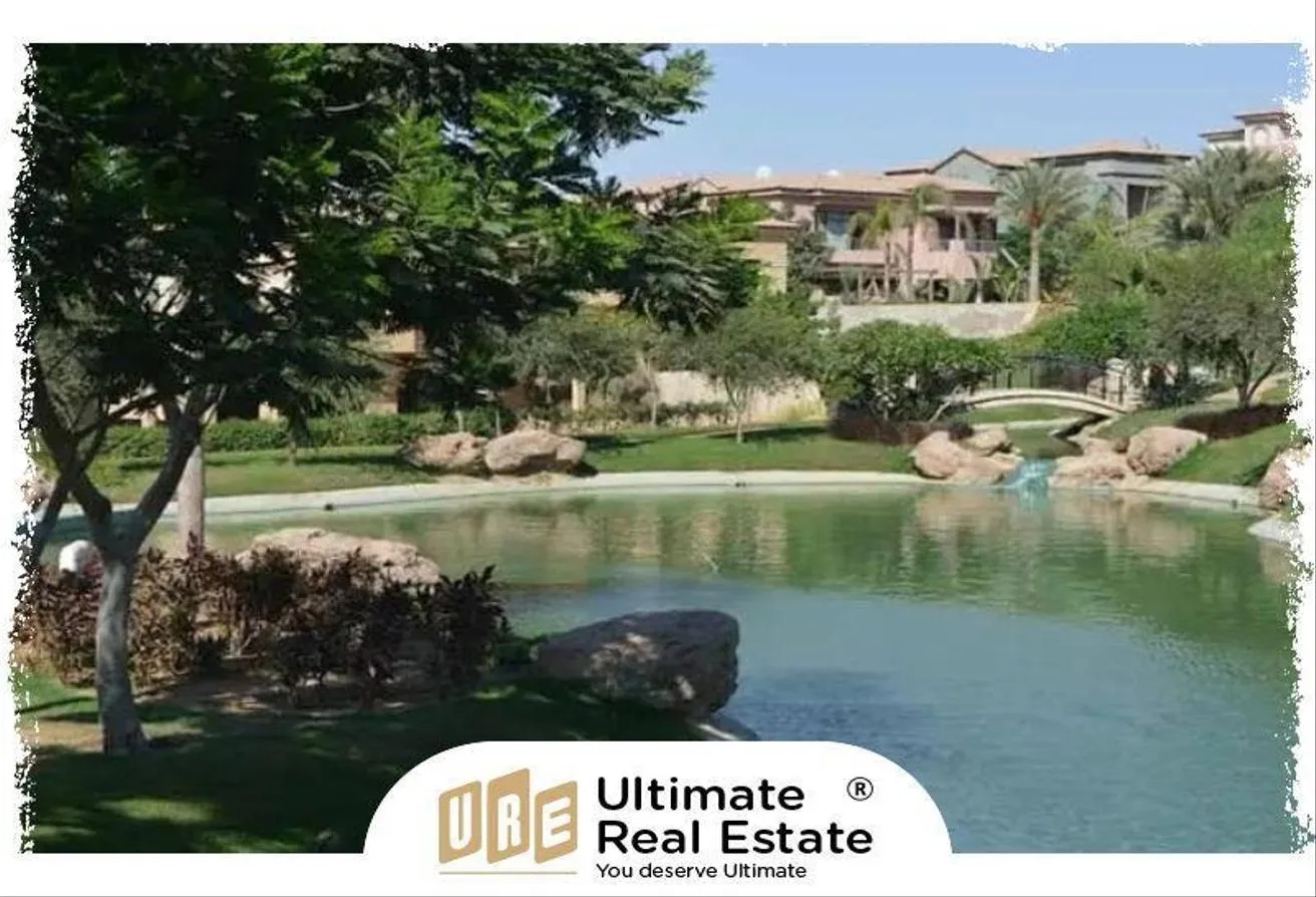 Sale in Lake View: Twin house for sale in lake view prime location