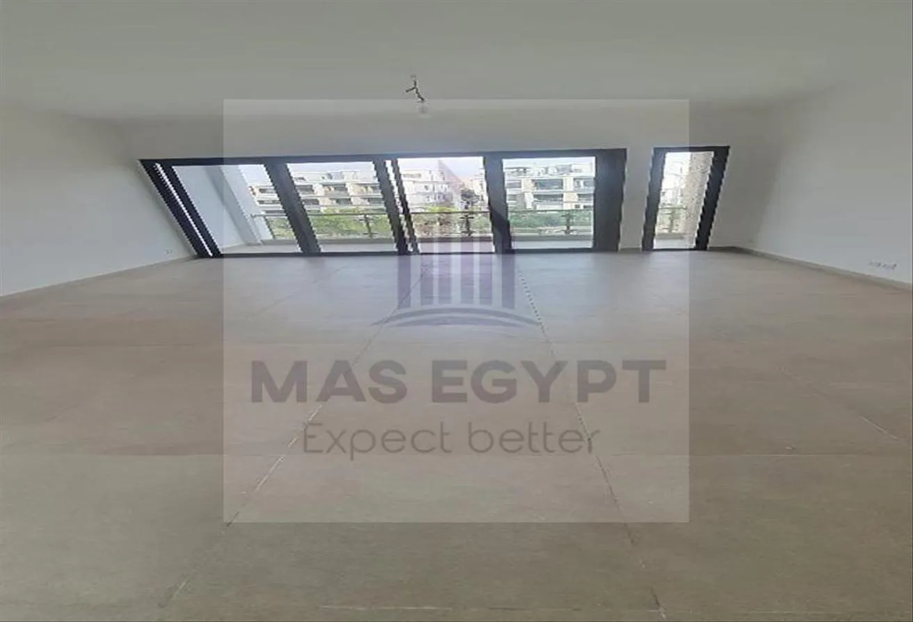 Rent in Westown: Westown  Studio for rent ,fully furnished rooftop