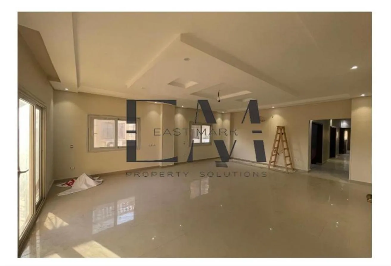 Sale in El Banafseg Services Area: Apartment for sale in banafseg Villat - New Cairo