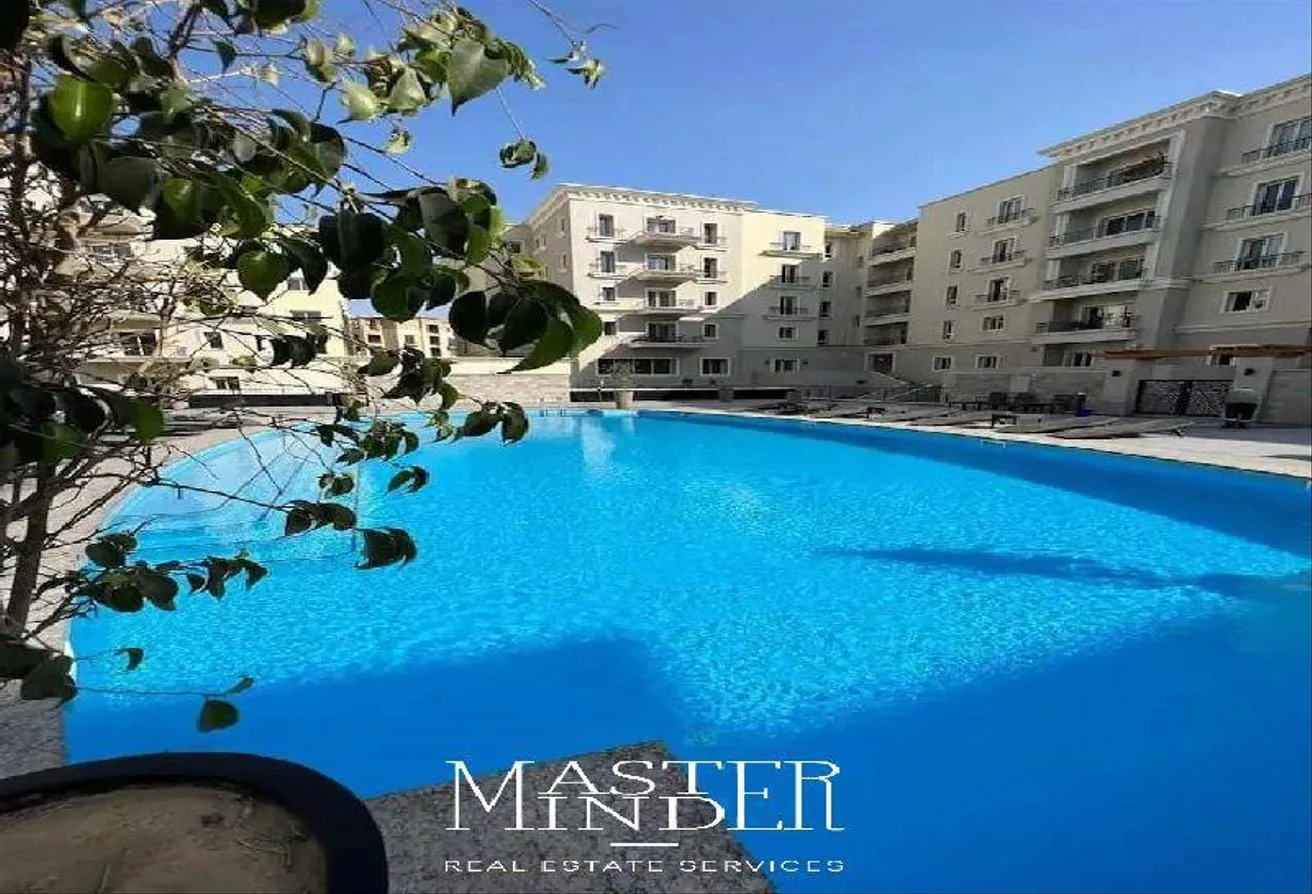 Sale in Mivida: Apartment for sale Overlooking swimming pool
