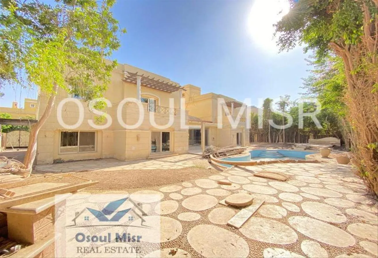 Rent in Belleville: Villa for rent in Belvi Compound - Sheikh Zayed