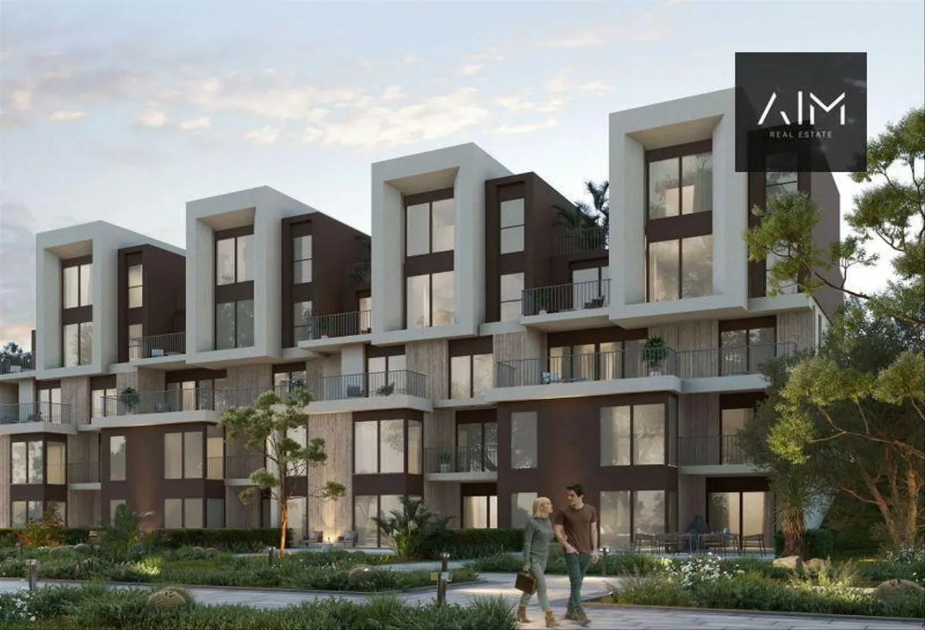 Sale in Solana: Prime located Finished Townhouse in Solana by ORA