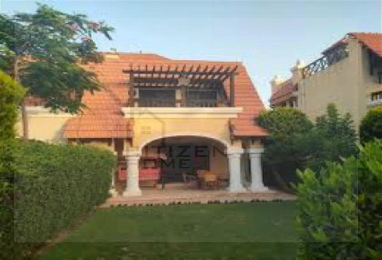 Sale in Marina 5: ستاند الون للبيع مارينا 5 شاطئ خاص اول صف رملي.