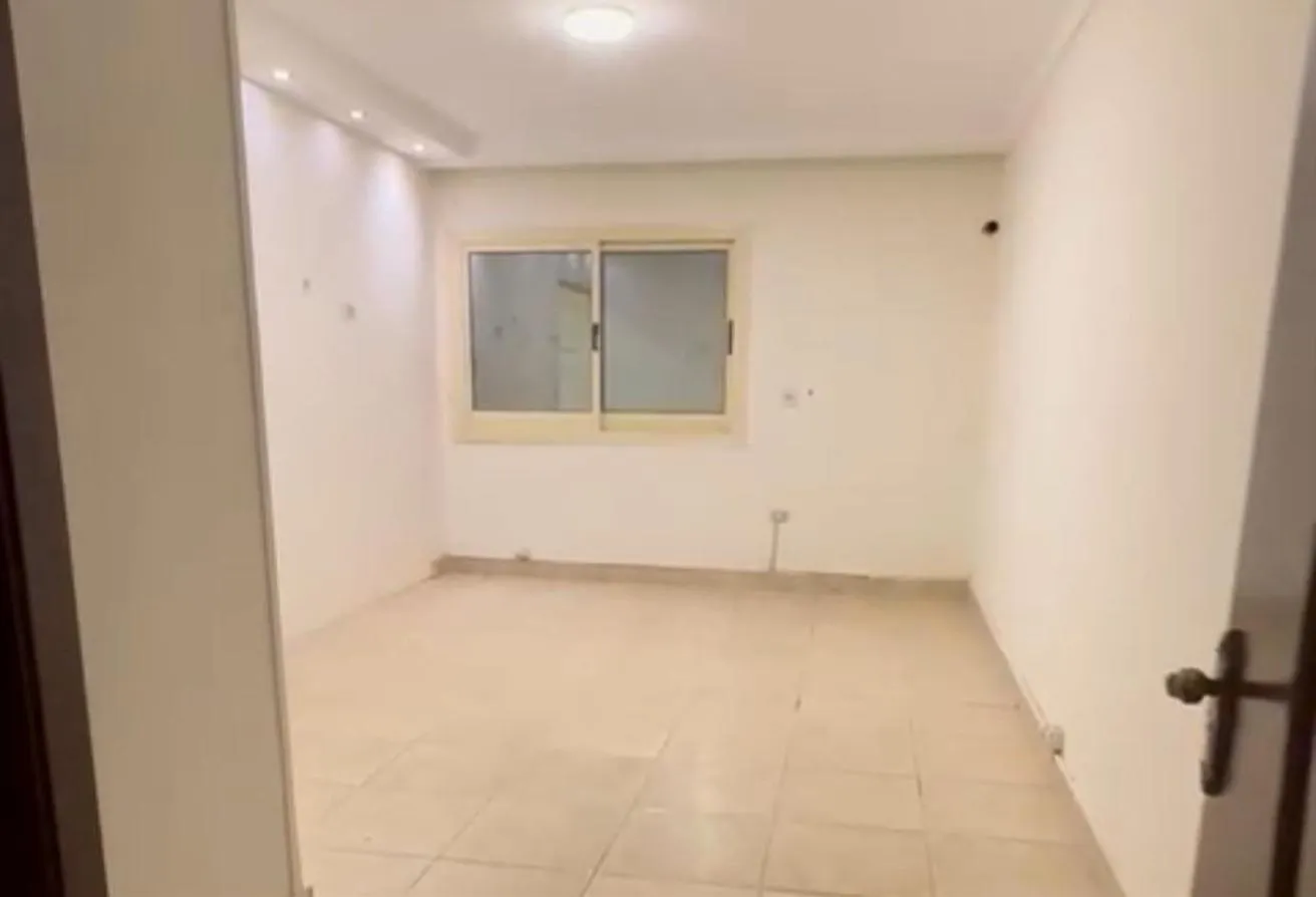 Rent in 16th District: Apartment for rent furnished in the 16th district,