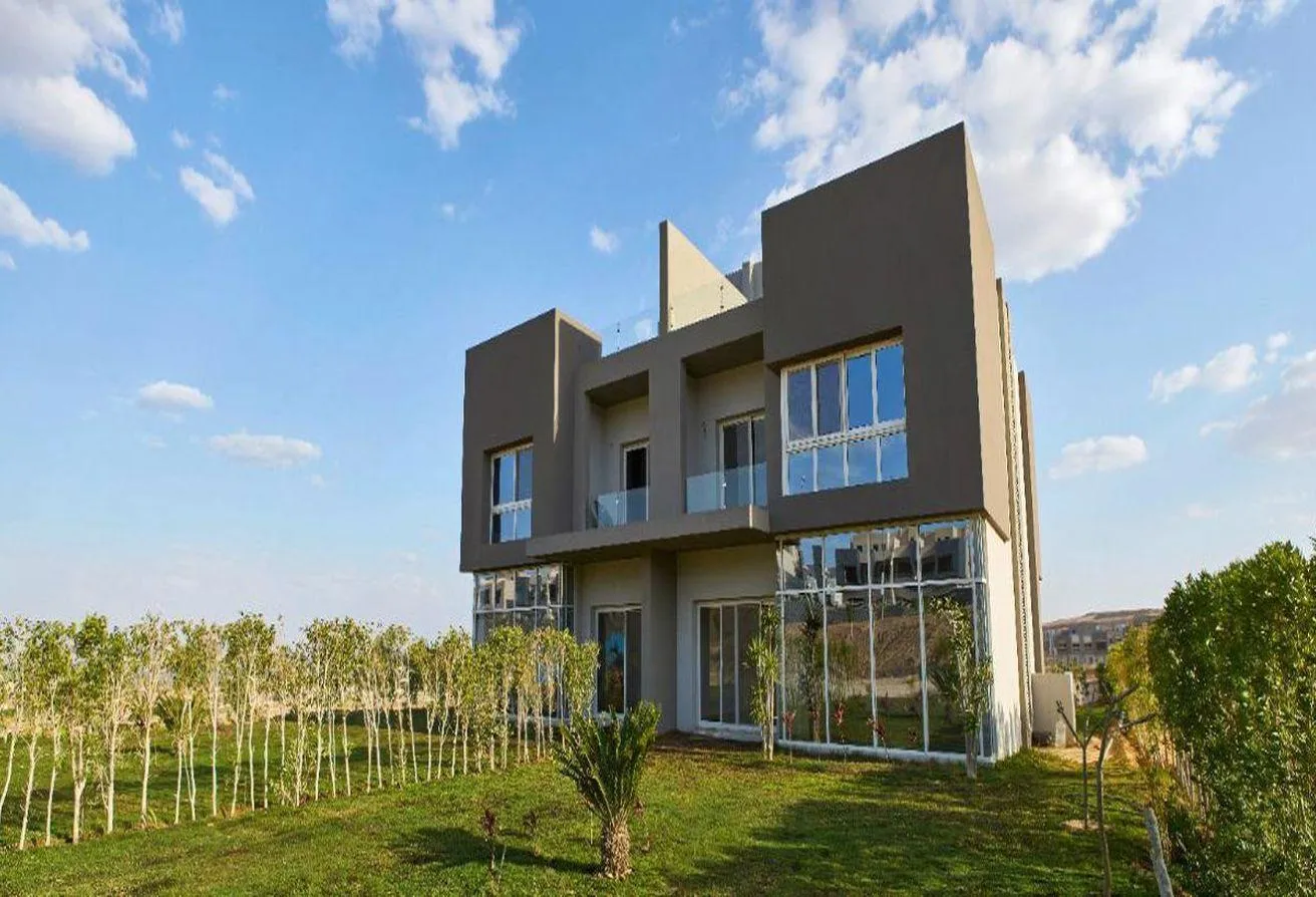 Sale in Etapa: Ready to move twin house in Etapa behind Al Rabwa