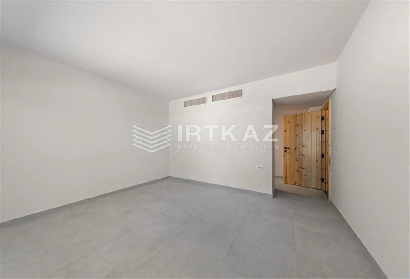 Gallery Image 10