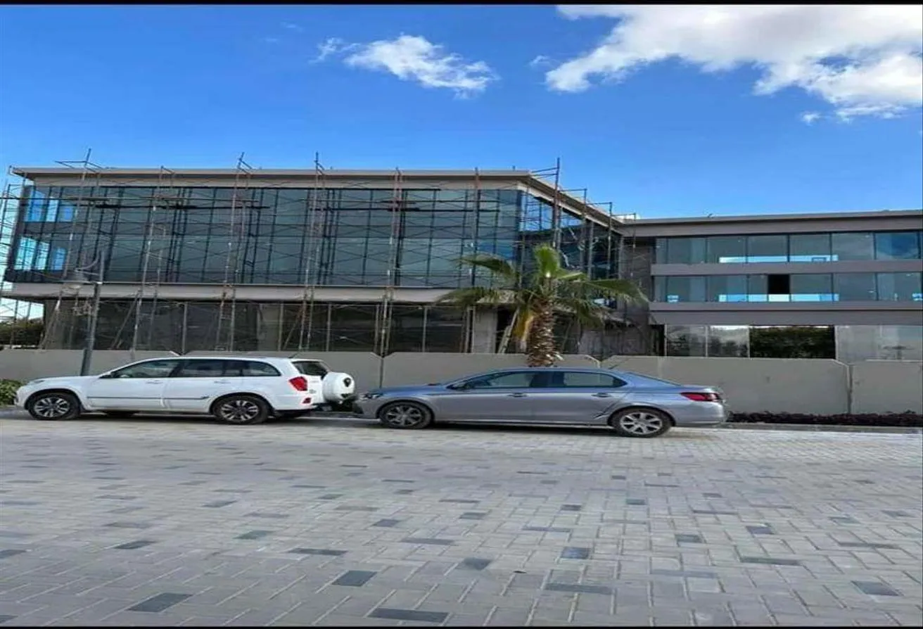 Gallery Image 4