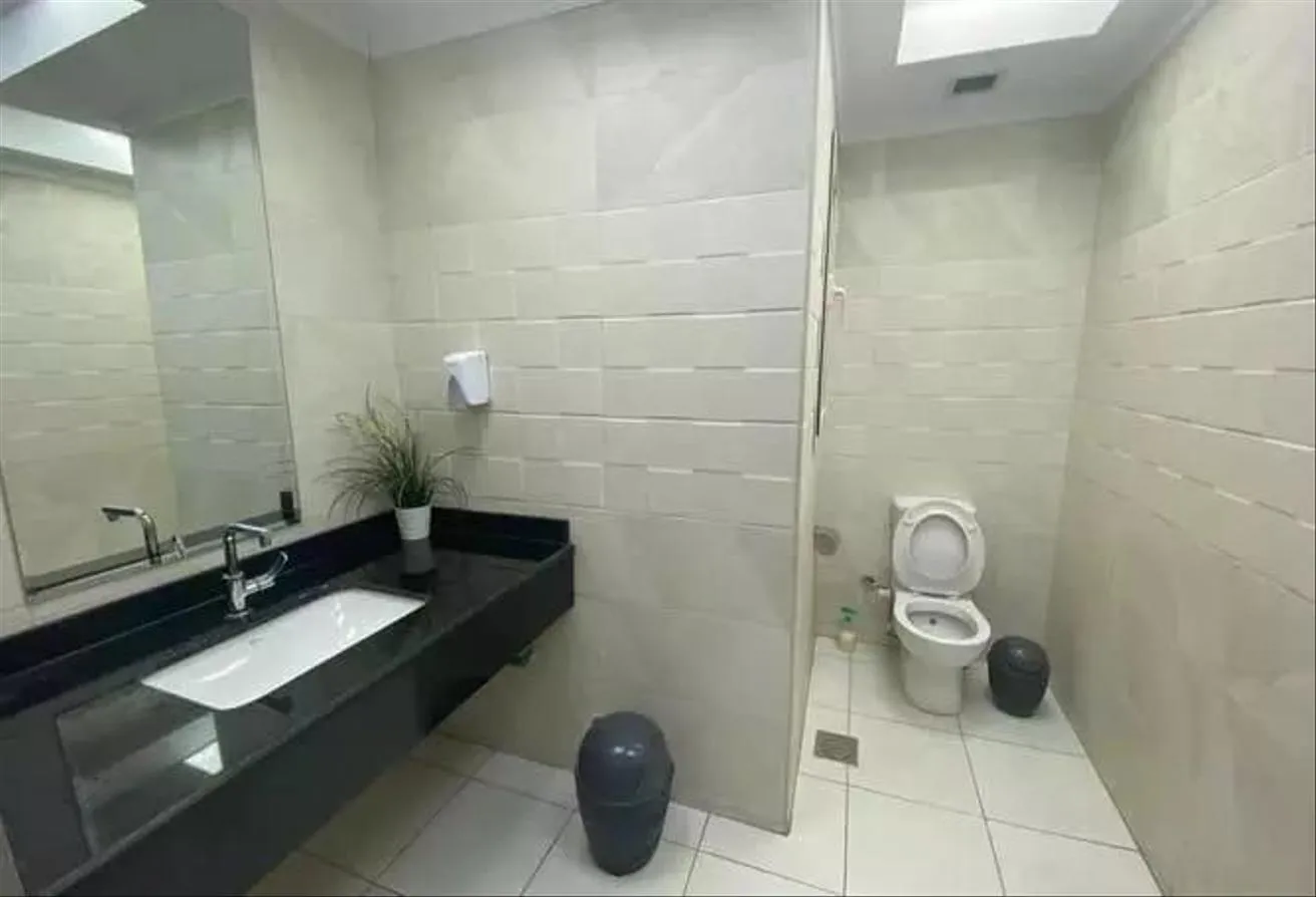 Gallery Image 14