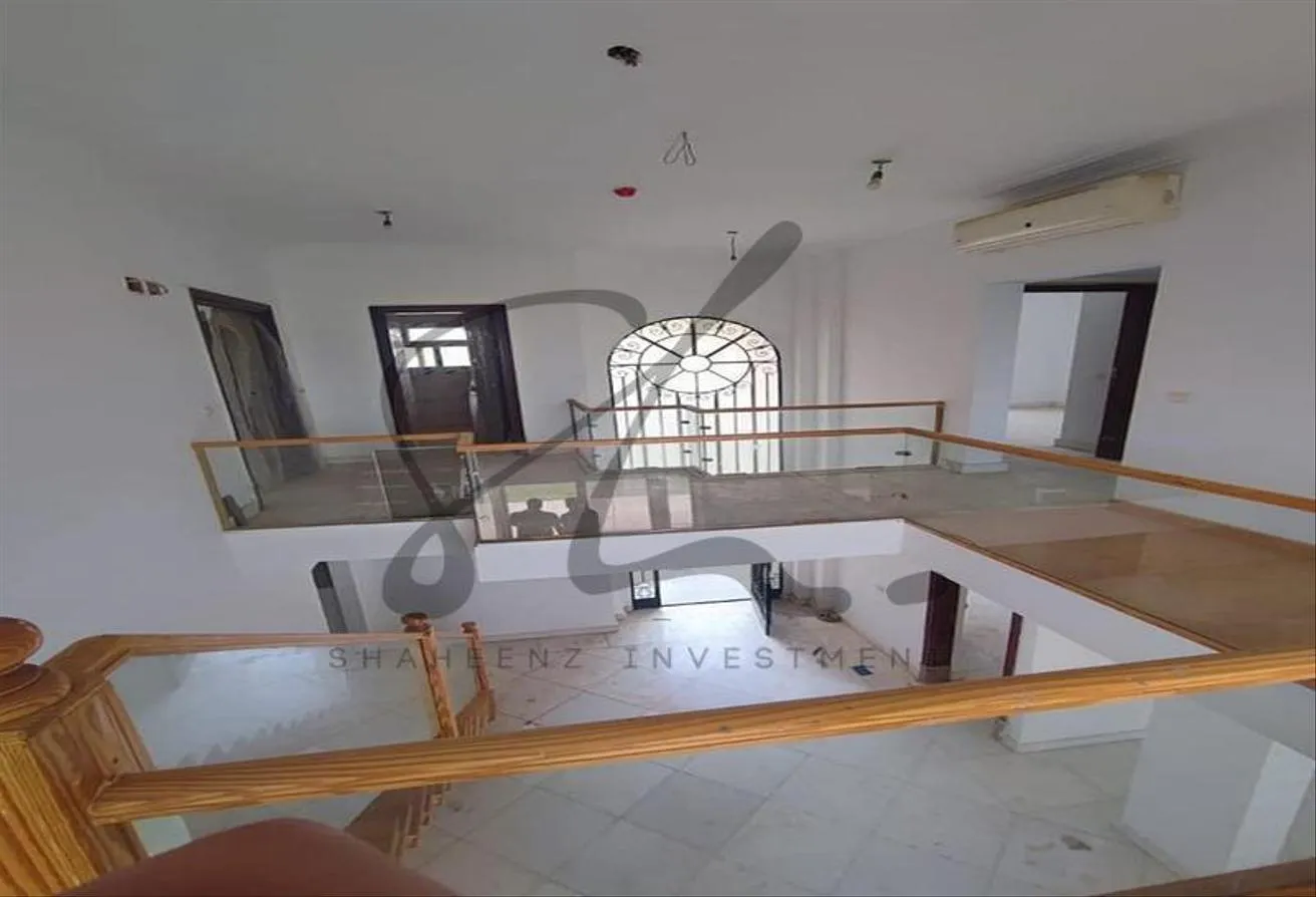 Gallery Image 12