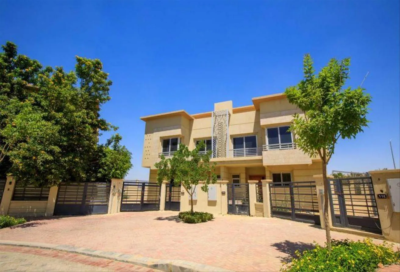 Sale in Atrio: Finished Villa ready to move in Atrio Sheikh Zayed