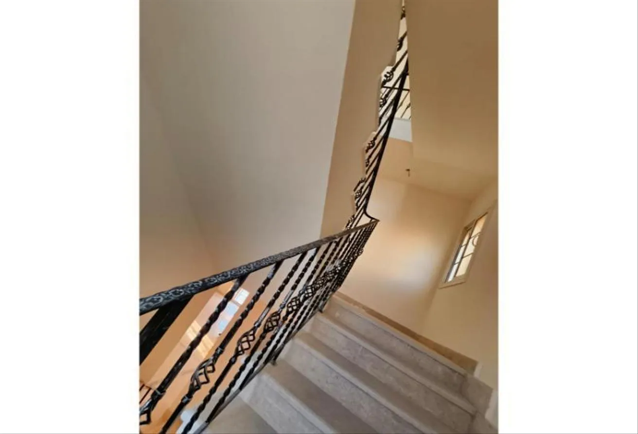 Gallery Image 13